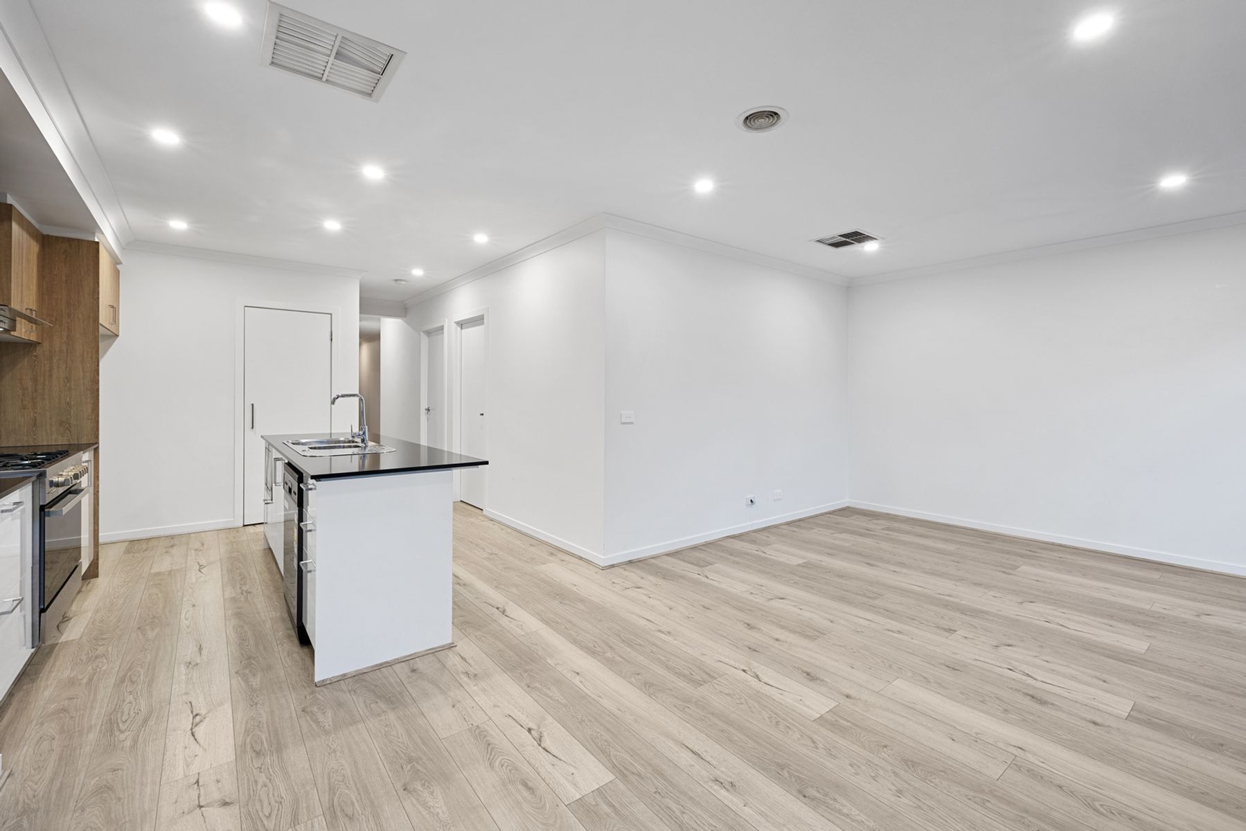 8A Snowgum Close, Rowville, Vic, 3178 - Image 10