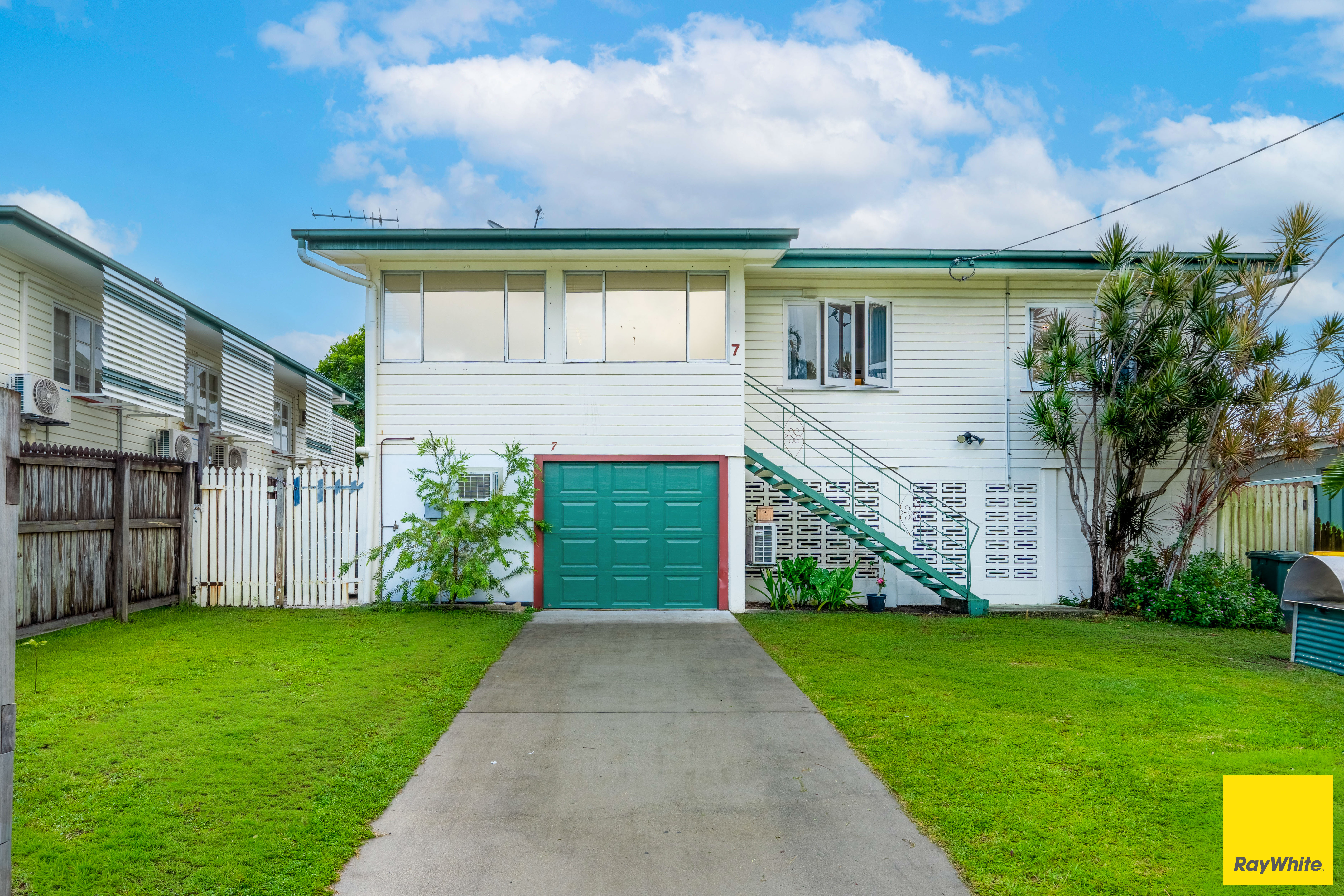 7 HUNT STREET, Manunda QLD 4870 - Image 2