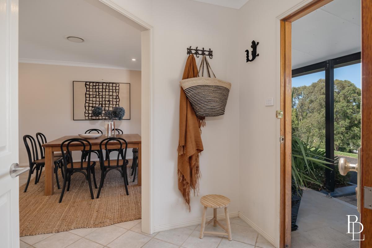 5-bedroom house at 6 ALLAWAH PLACE, Dunmore NSW 2529, Shellharbour, New South Wales