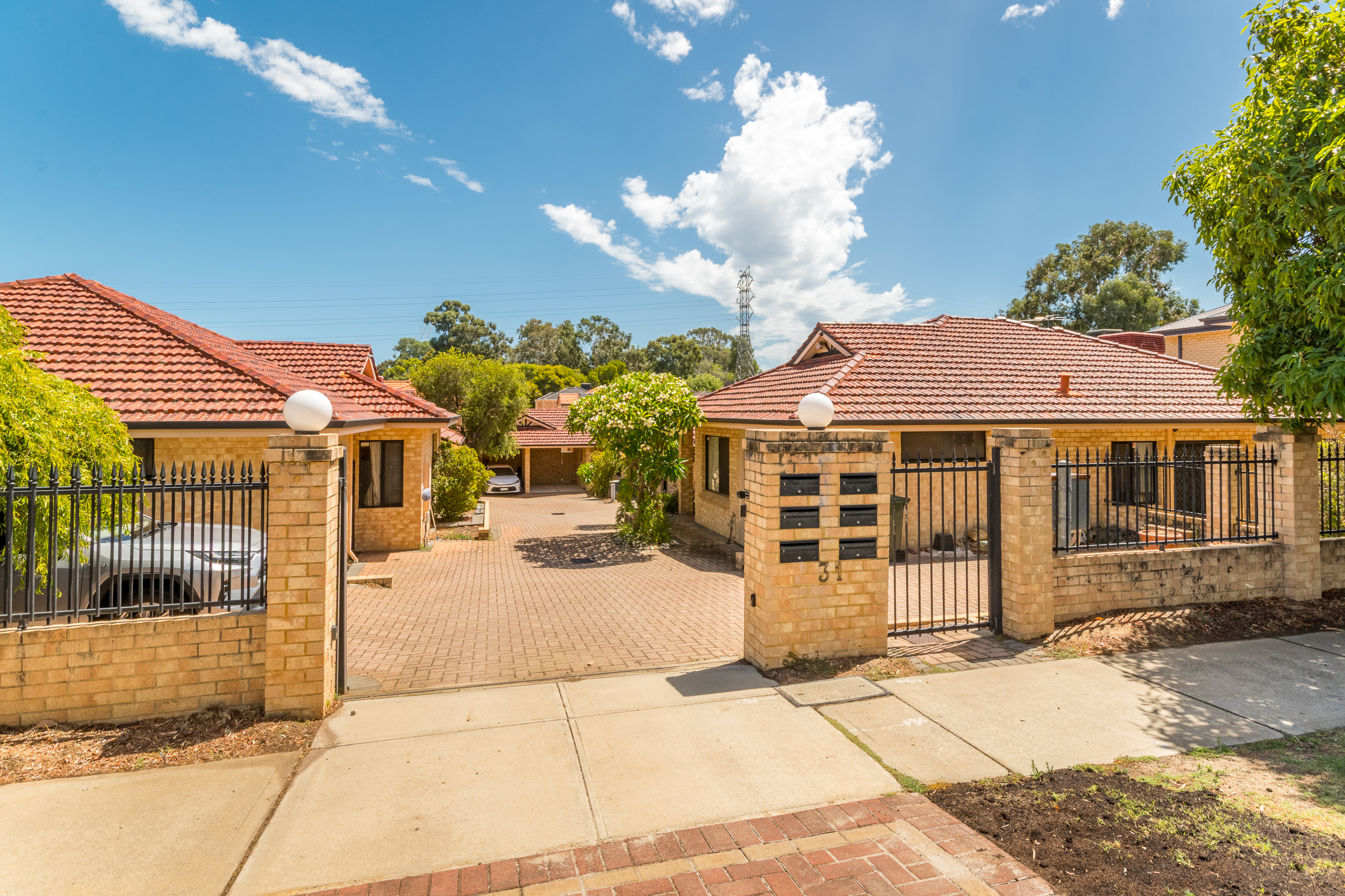 4 31 STANNARD STREET, BENTLEY WA 6102 - Image 1