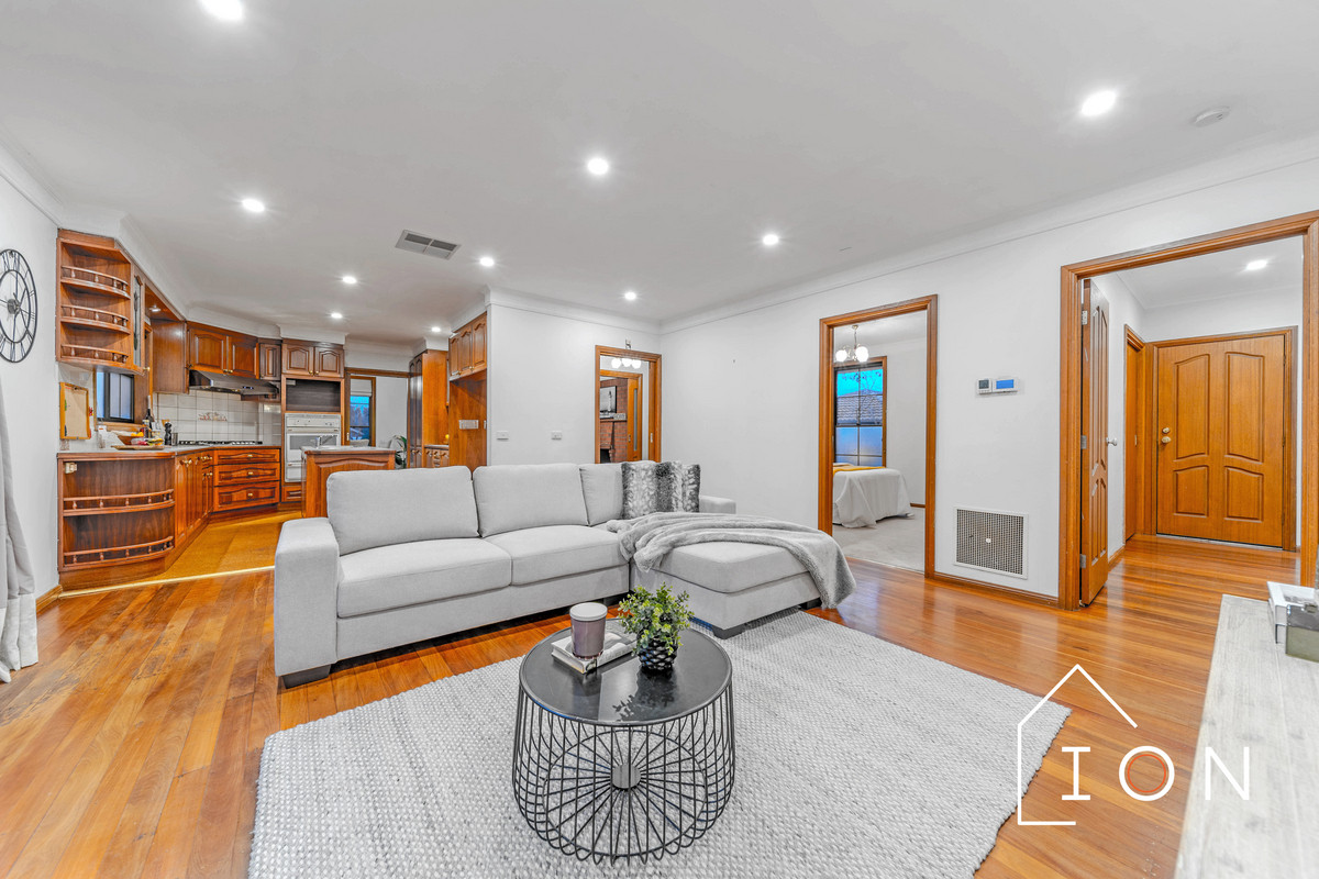 3-bedroom house at 1 MURNDAL COURT, Berwick VIC 3806, Casey, Victoria