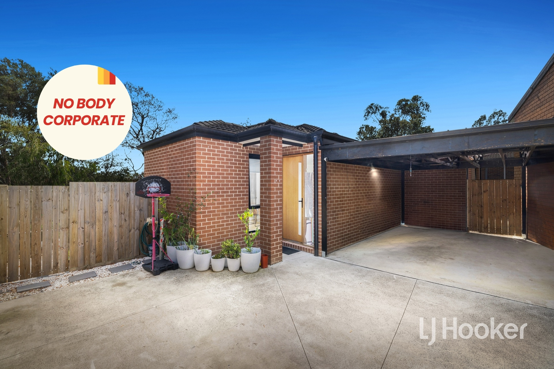 2 29 WILLOW DRIVE, HAMPTON PARK VIC 3976 - Image 1