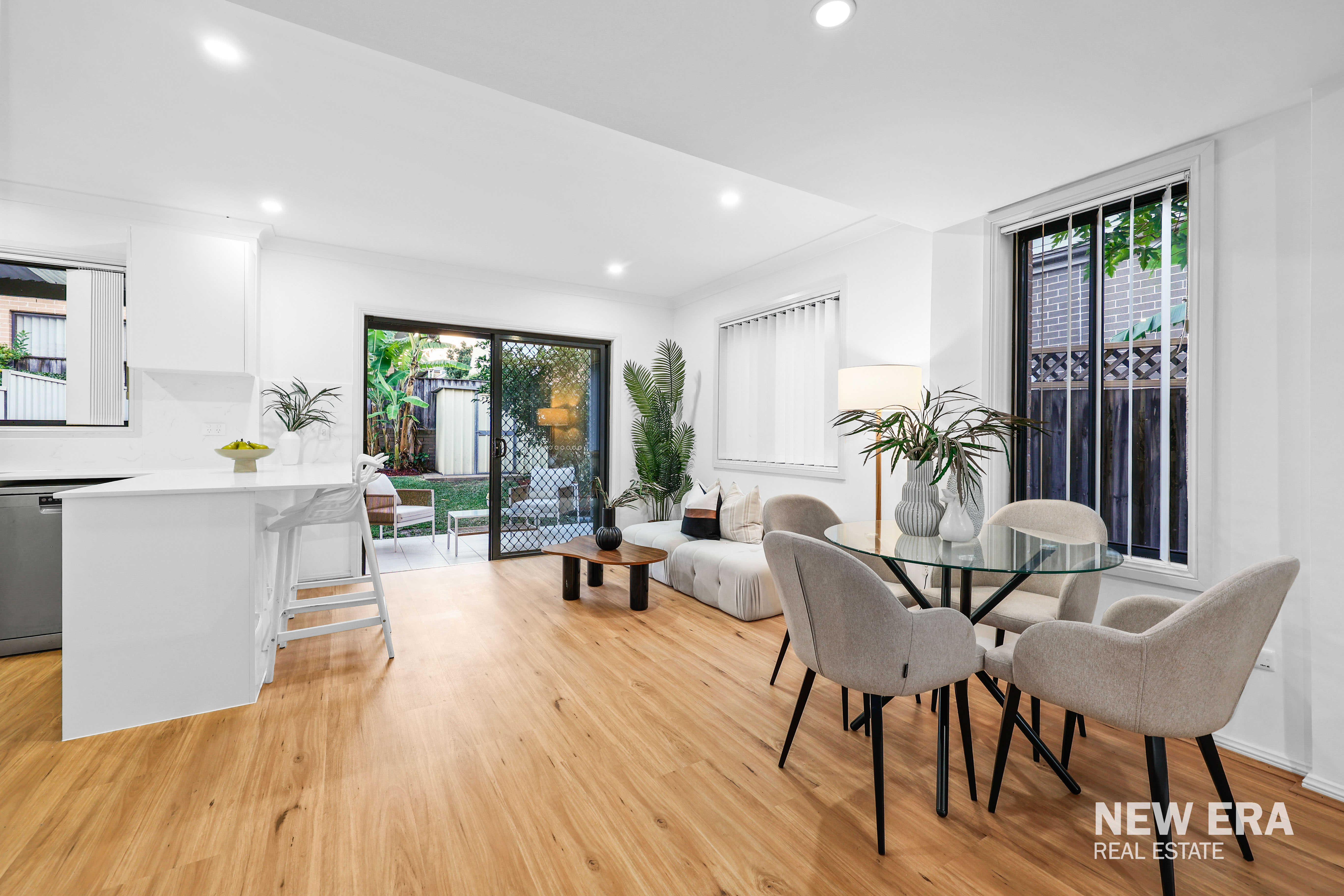 1/164A Targo Road, Girraween, NSW 2145 - Image 6