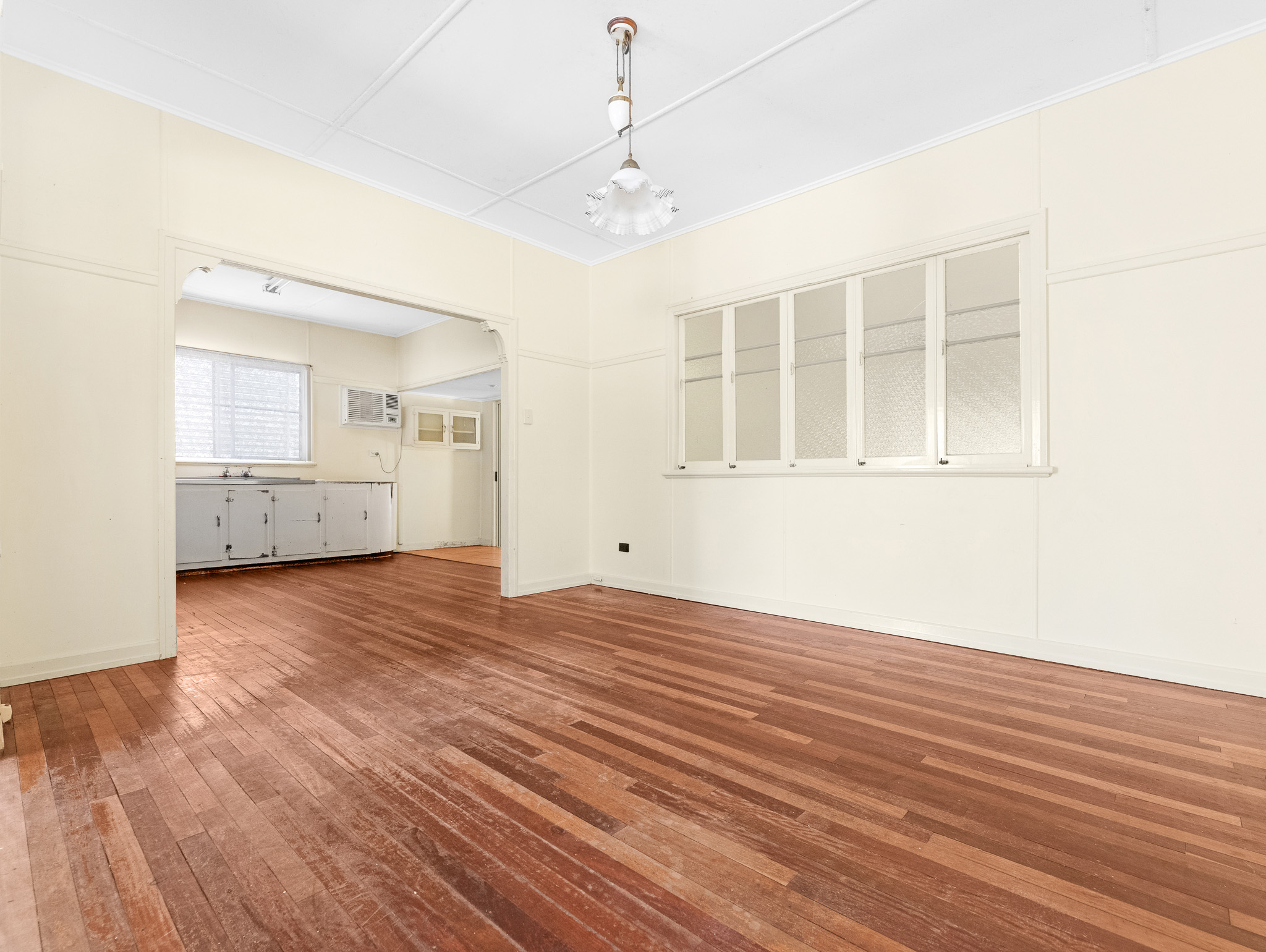 64 KING STREET, Urangan QLD 4655 - Image 6