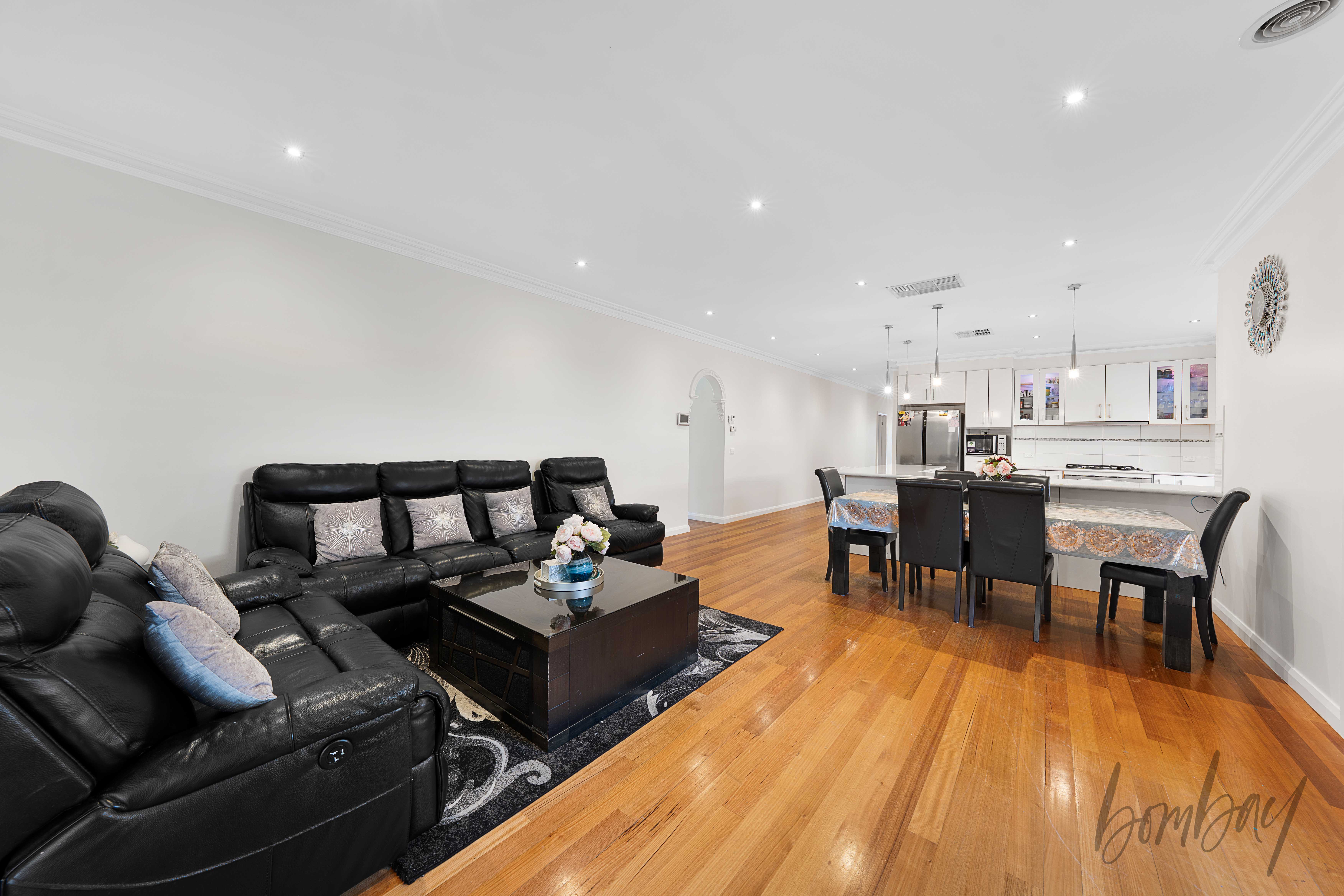 21 WATTLETREE STREET, Craigieburn VIC 3064 - Image 6