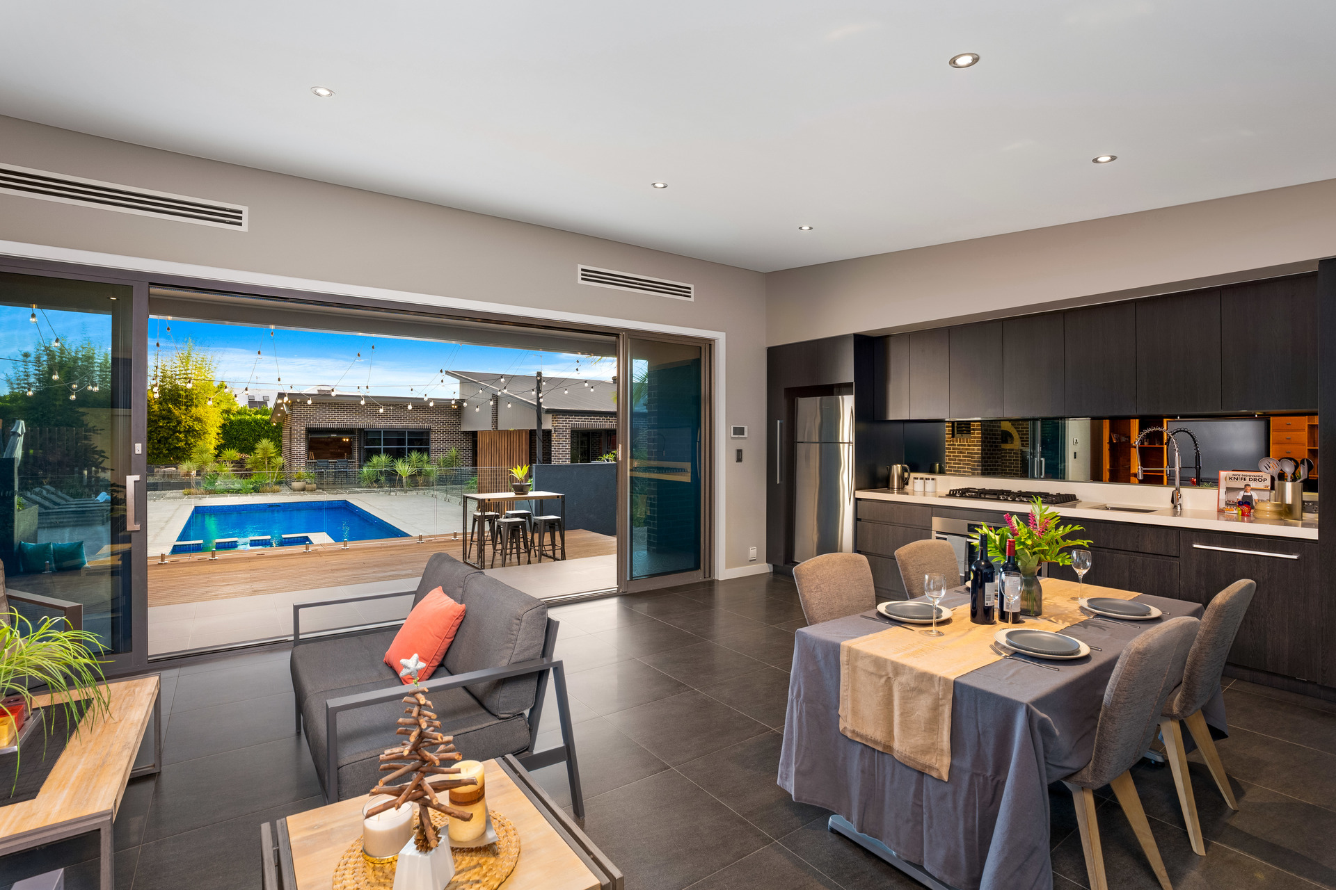 6-bedroom house at 21 TWIN CREEKS DRIVE, Luddenham NSW 2745, Liverpool, New South Wales