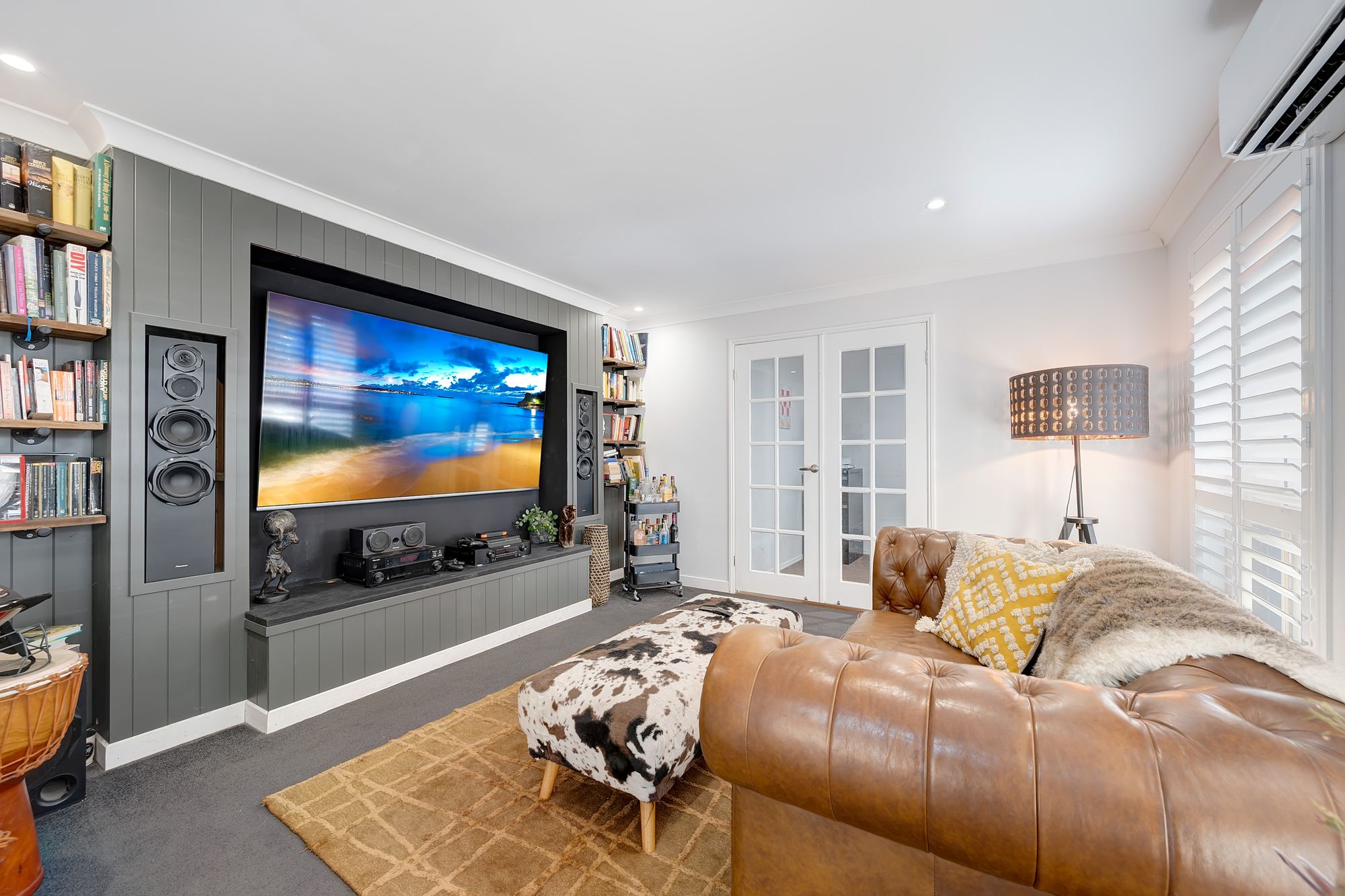 5-bedroom house at 98 Bannockburn Crescent, Parkinson, QLD 4115, , Queensland