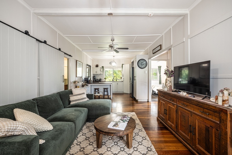 9 WEBB LANE, Woodford QLD 4514 - Image 5