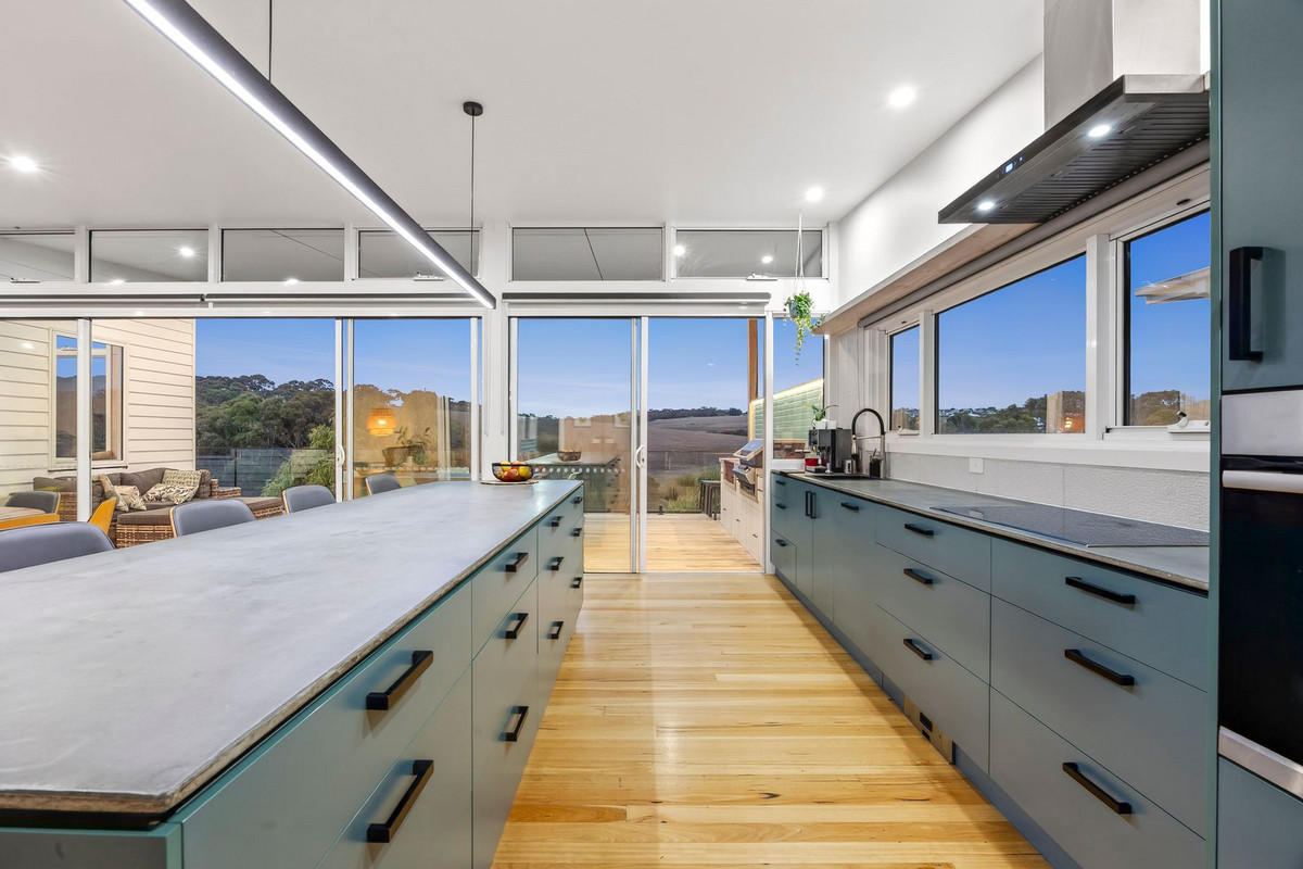 115 SPRING VALLEY DRIVE, Torquay VIC 3228 - Image 4