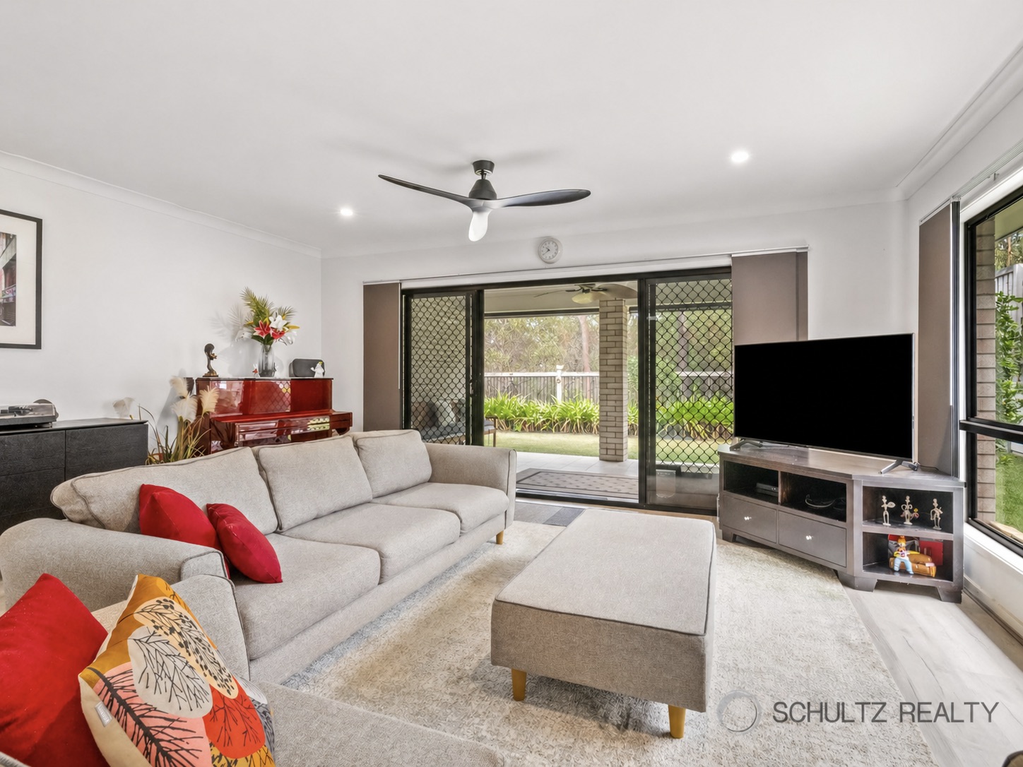 62 SANDOVER CIRCUIT, Holmview QLD 4207 - Image 9