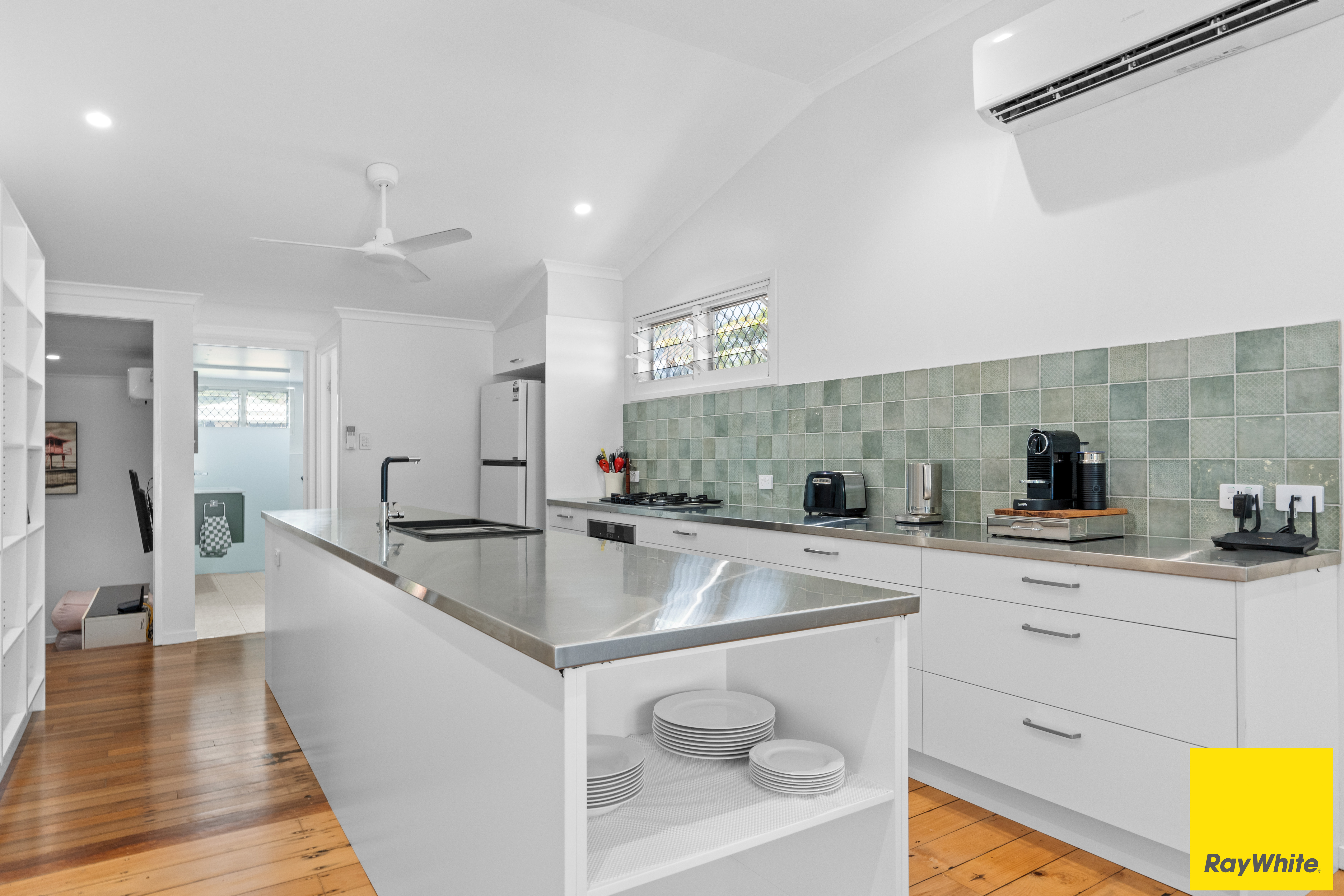 3-bedroom house at 28 Esplanade, Coconuts, Qld, 4860, Cassowary Coast, Queensland