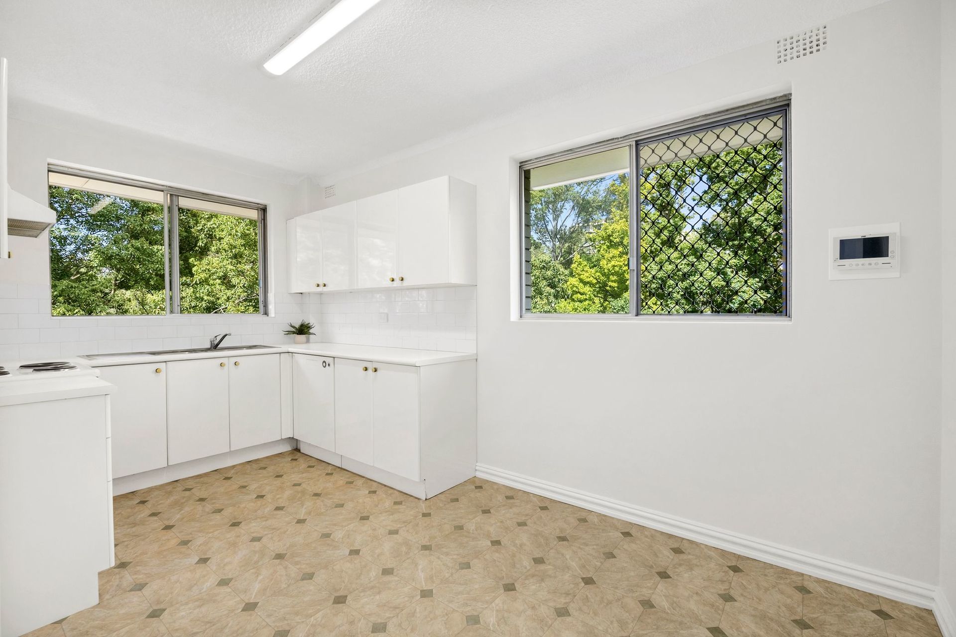 12 8-10 BRAND STREET, ARTARMON NSW 2064 - Image 2