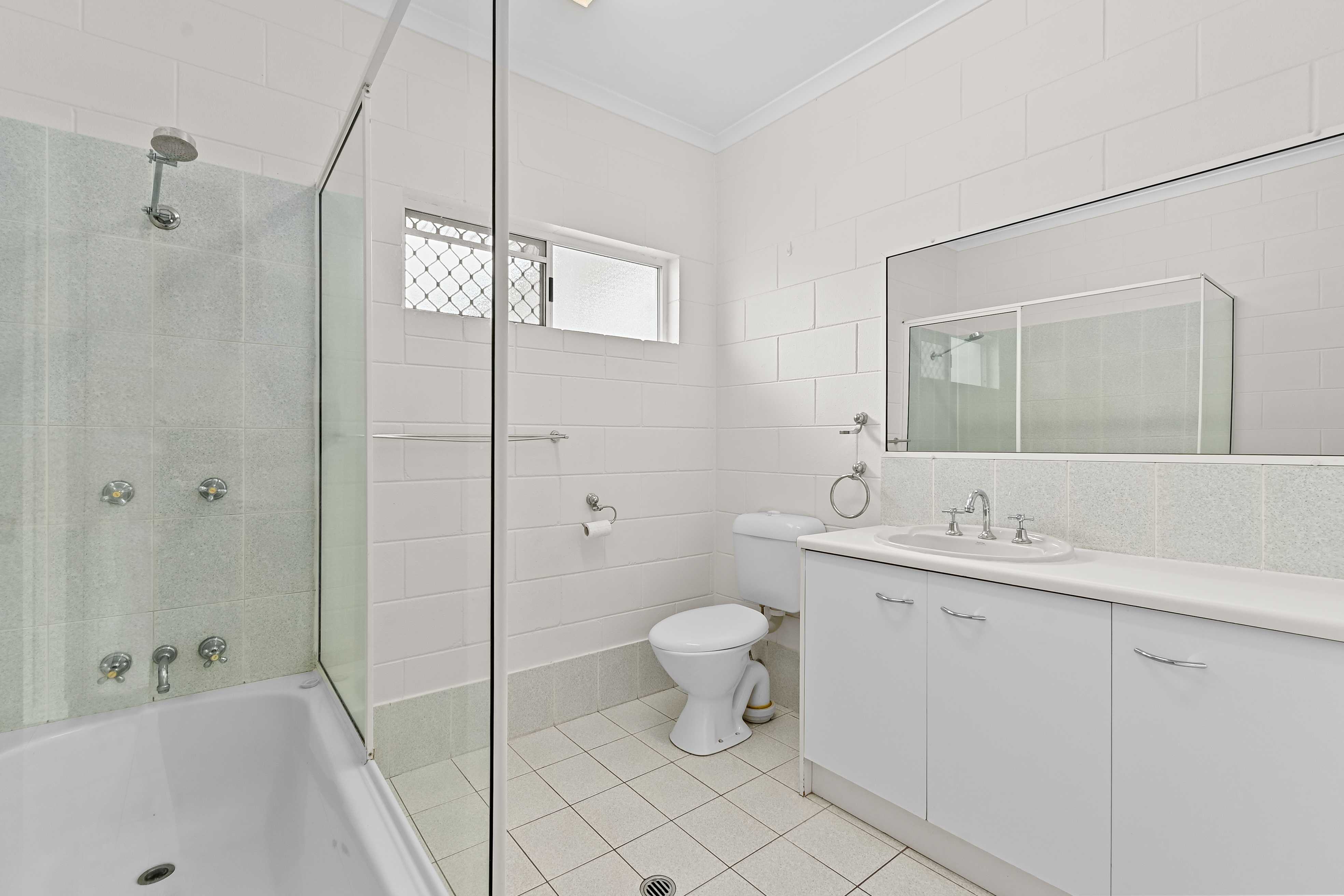 6/8-14 Rose Street, Westcourt, QLD 4870 - Image 6