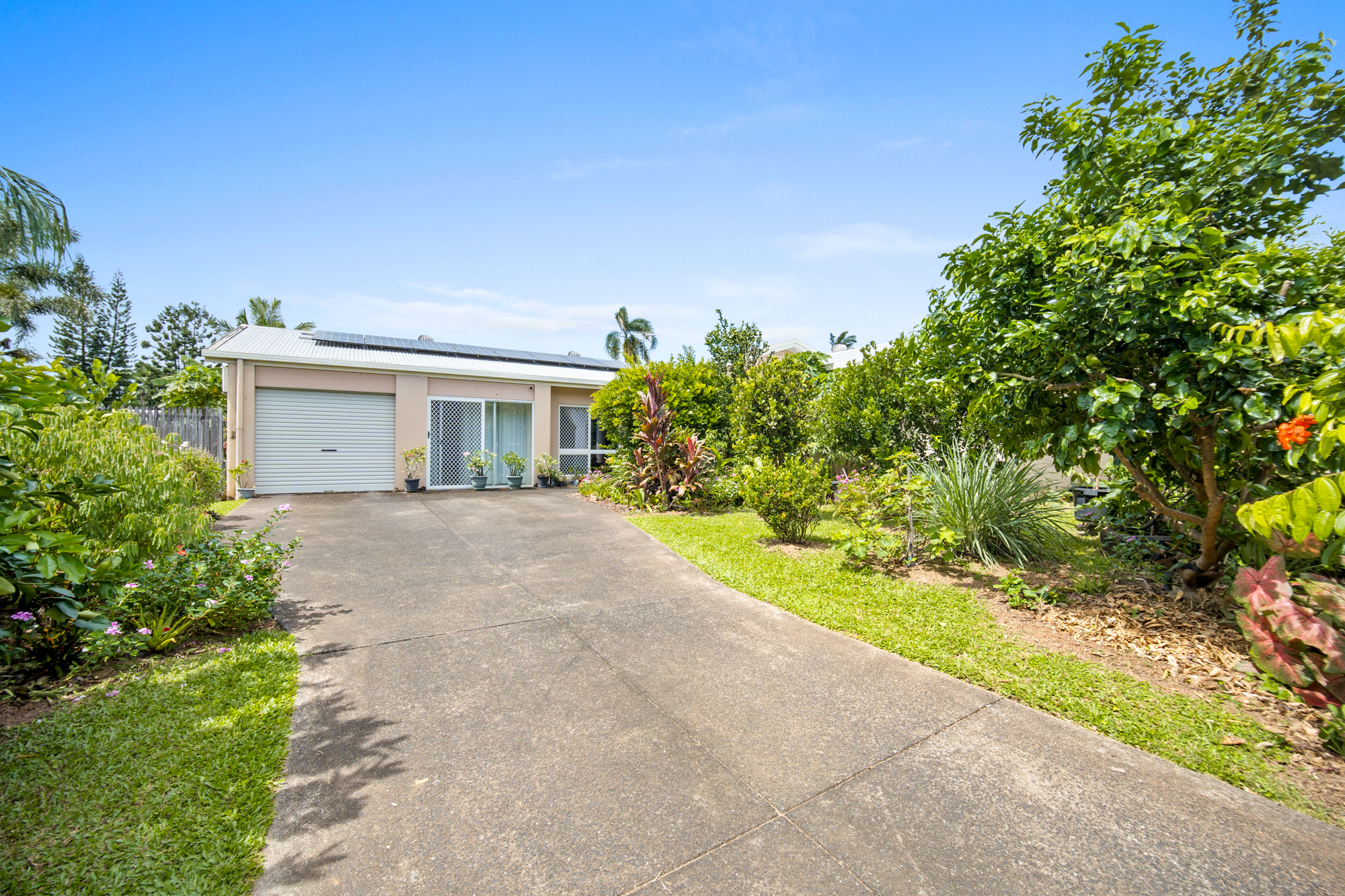 10 BATHURST DRIVE, Bentley Park QLD 4869 - Image 1