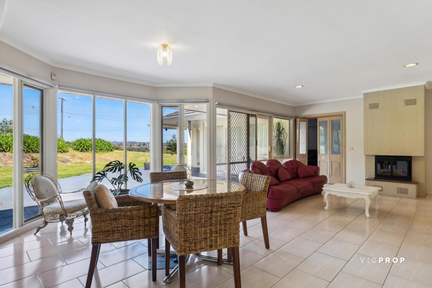 5-bedroom house at 4 Meaka Court, Warrandyte, VIC 3113, Manningham, Victoria