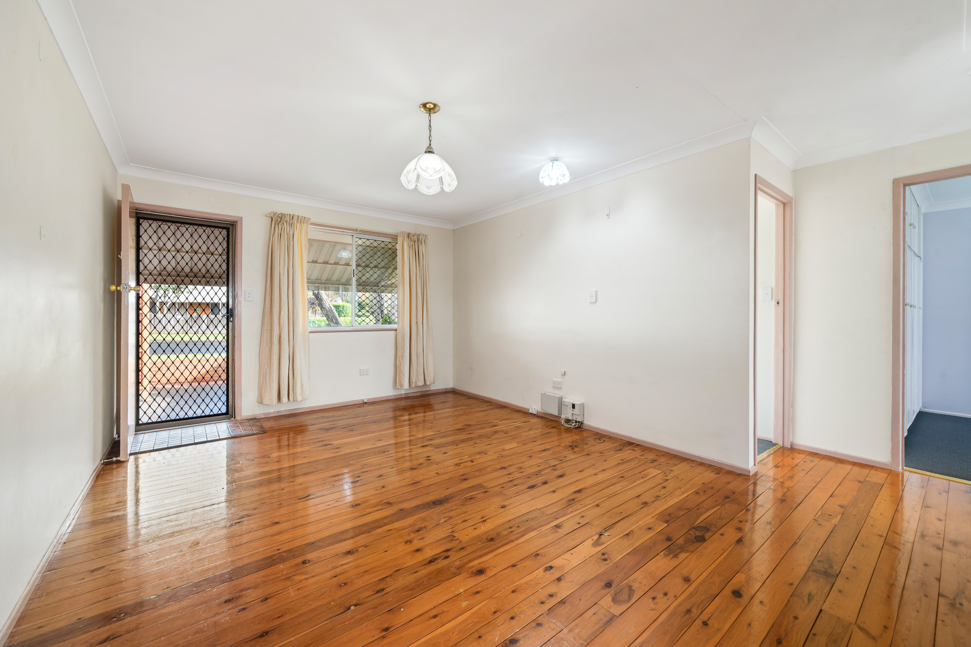 1 & 2/2 Mchardy Street, Centenary Heights, Qld, 4350 - Image 5