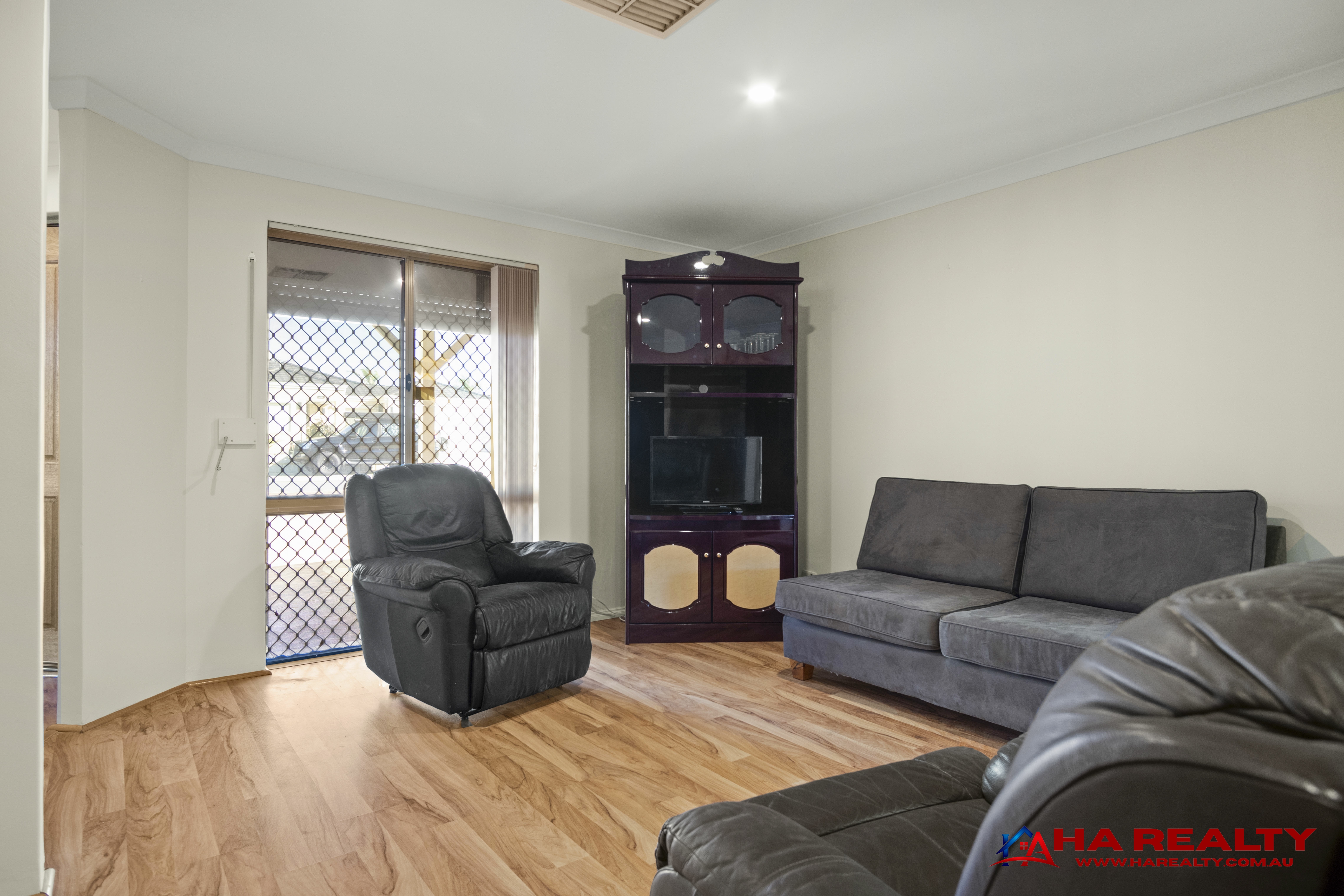 36 HONOURS RISE, Marangaroo WA 6064 - Image 5