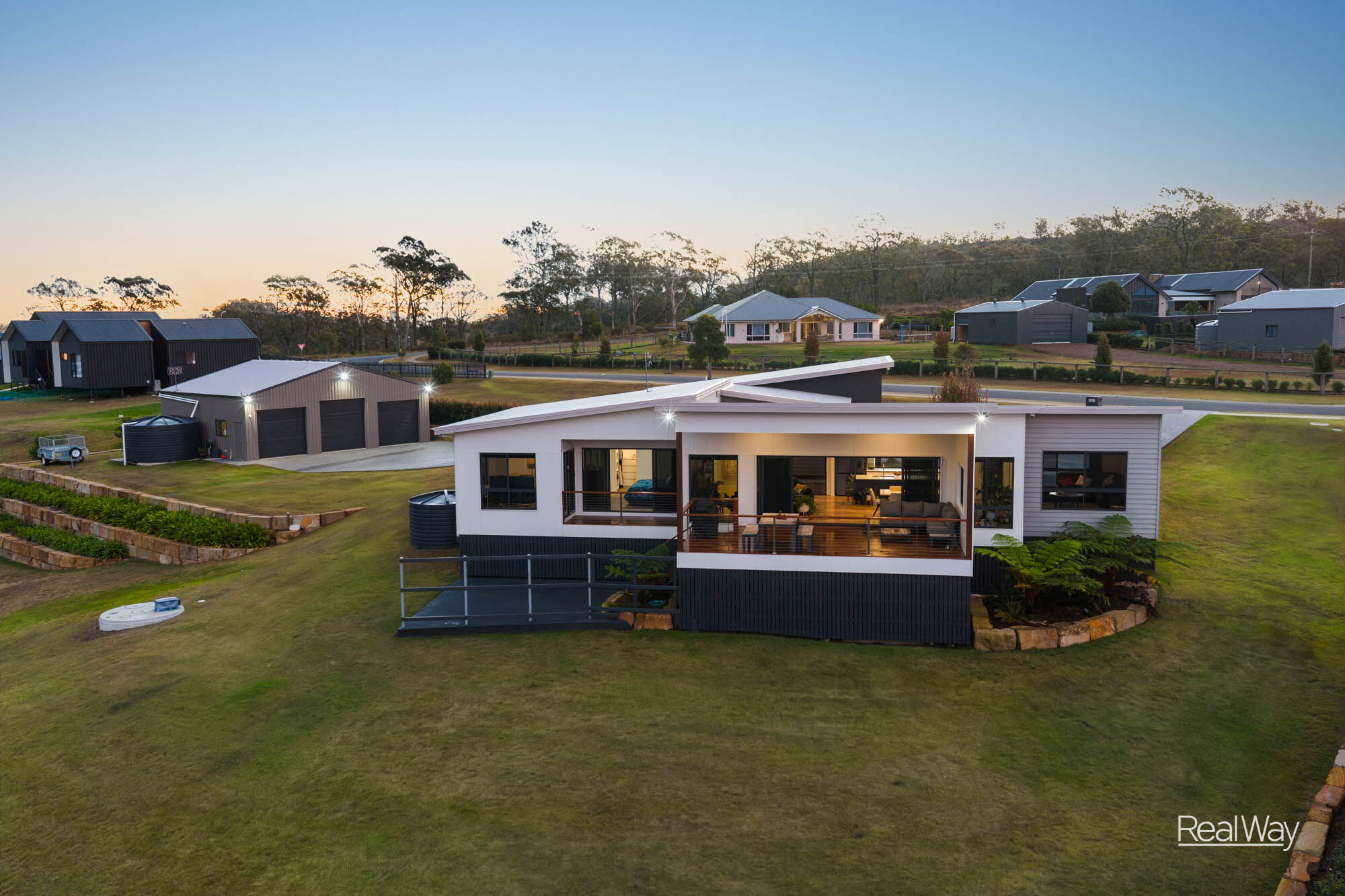 4-bedroom house at 8 SUMMIT DRIVE, Mount Rascal QLD 4350, Toowoomba, Queensland