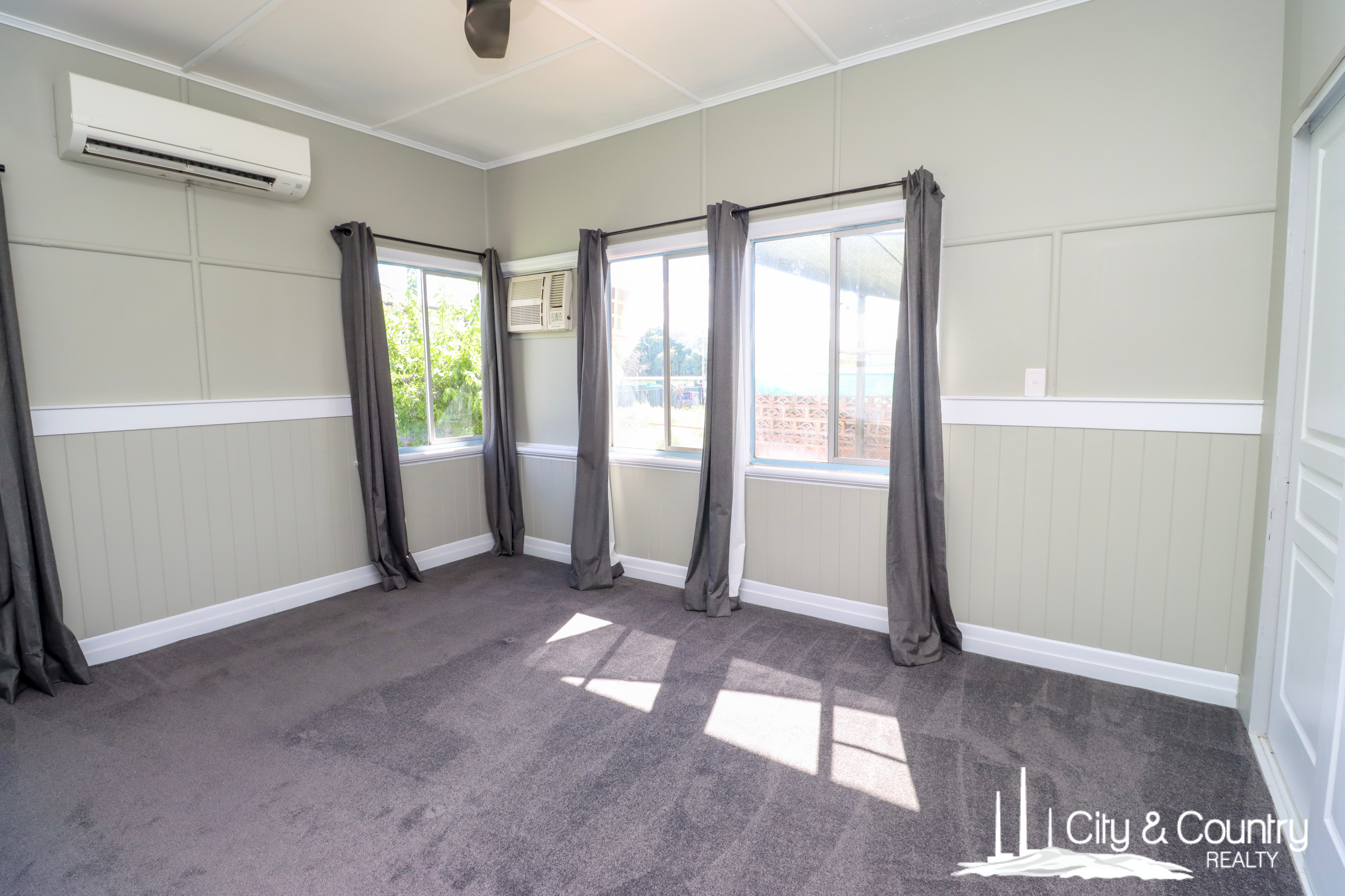 12 Dorothy Street, Mornington, QLD 4825 - Image 6