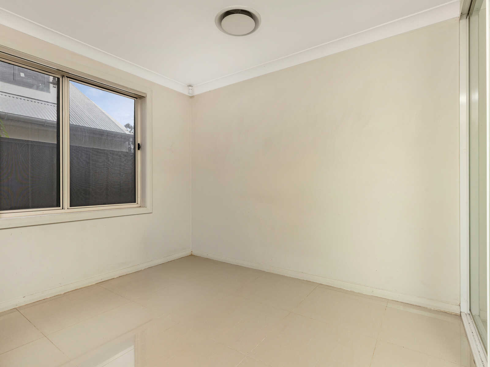10/217 Targo Road, Girraween, NSW 2145 - Image 5