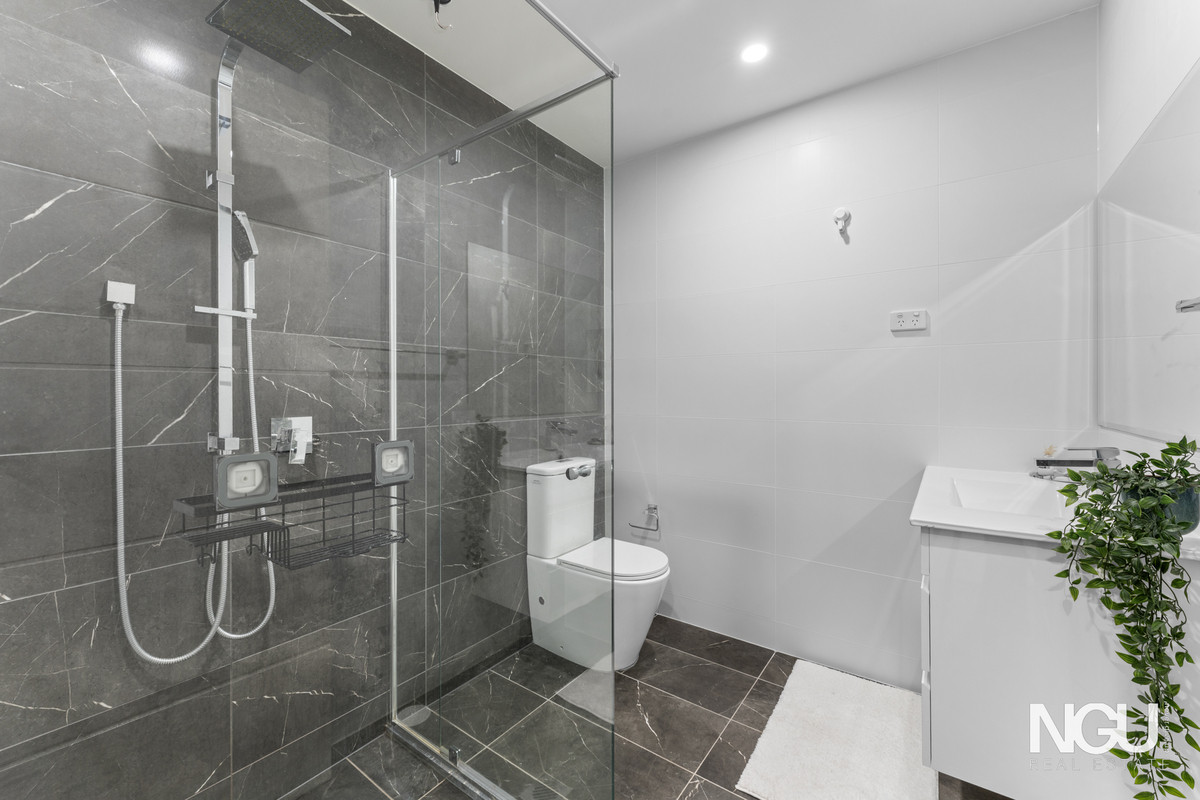 8 Holstein Close, Quakers Hill, NSW 2763 - Image 4