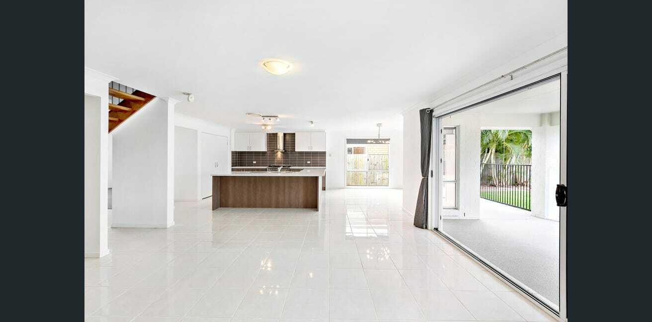 47 KURRAJONG CIRCUIT, North Lakes QLD 4509 - Image 4