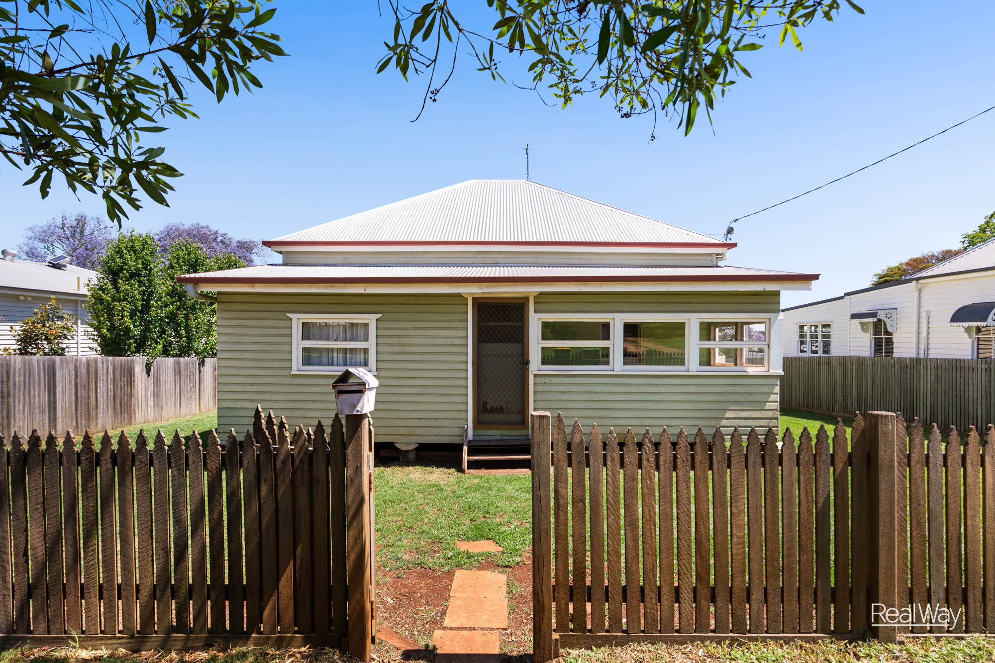 3-bedroom house at 34 Rhyde Street, Mount Lofty, QLD 4350, , Queensland