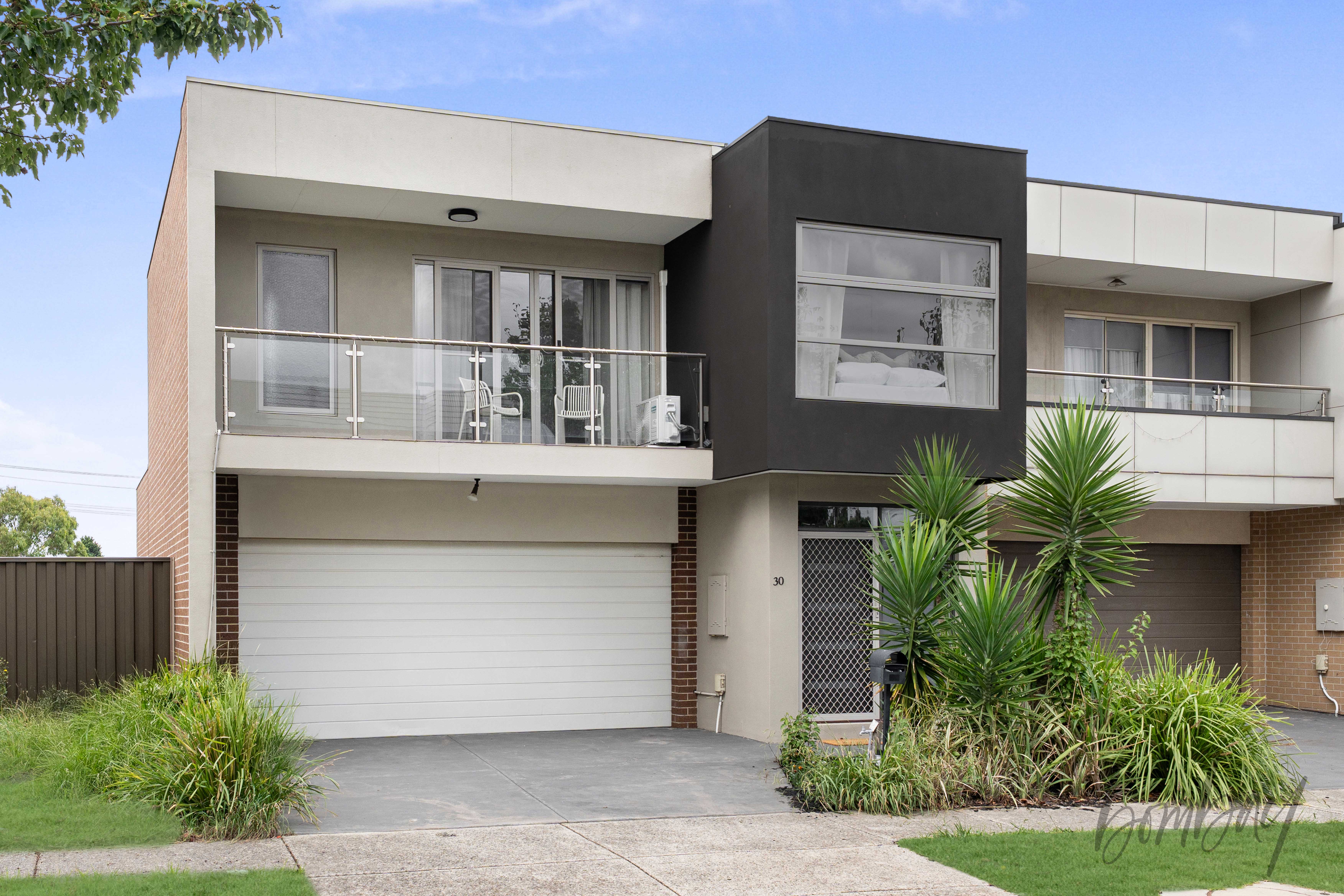 30 BRUNSWICK CRESCENT, Craigieburn VIC 3064 - Image 2