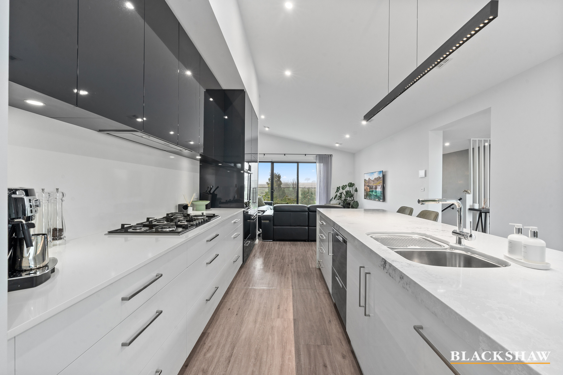 6 Bobby Street, Googong, NSW 2620 - Image 5