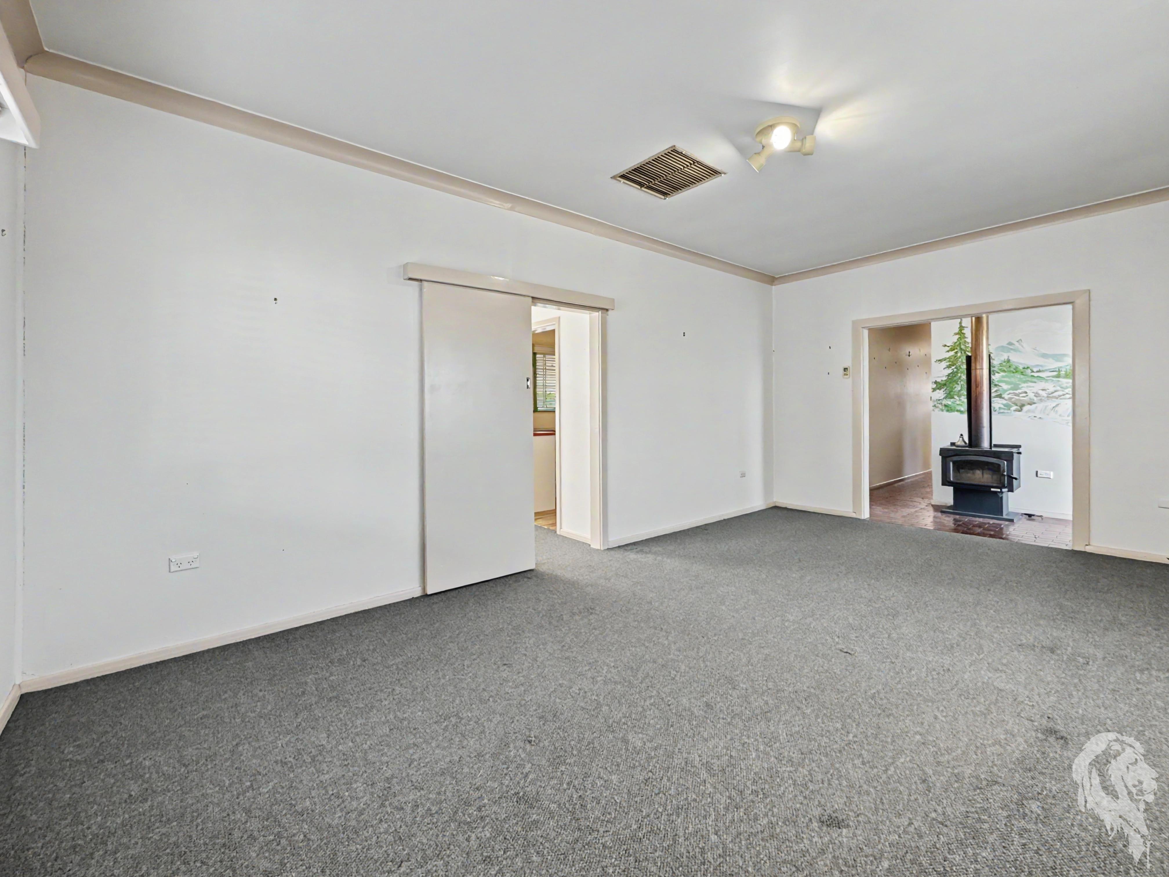 9 DELANEY AVENUE, Narrabri NSW 2390 - Image 4