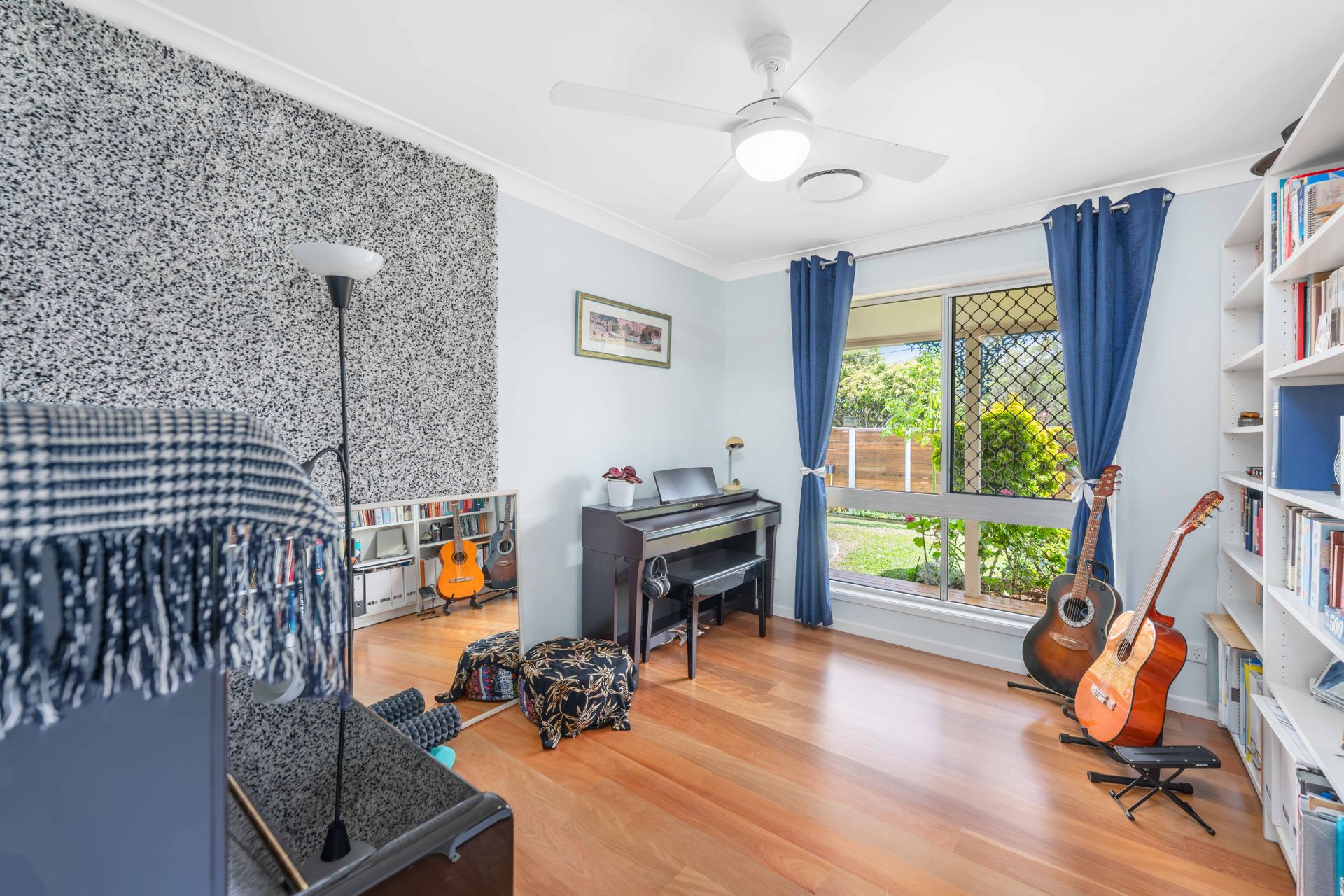 3-bedroom house at 3 ANGELA CRESCENT, Cleveland QLD 4163, Redland, Queensland