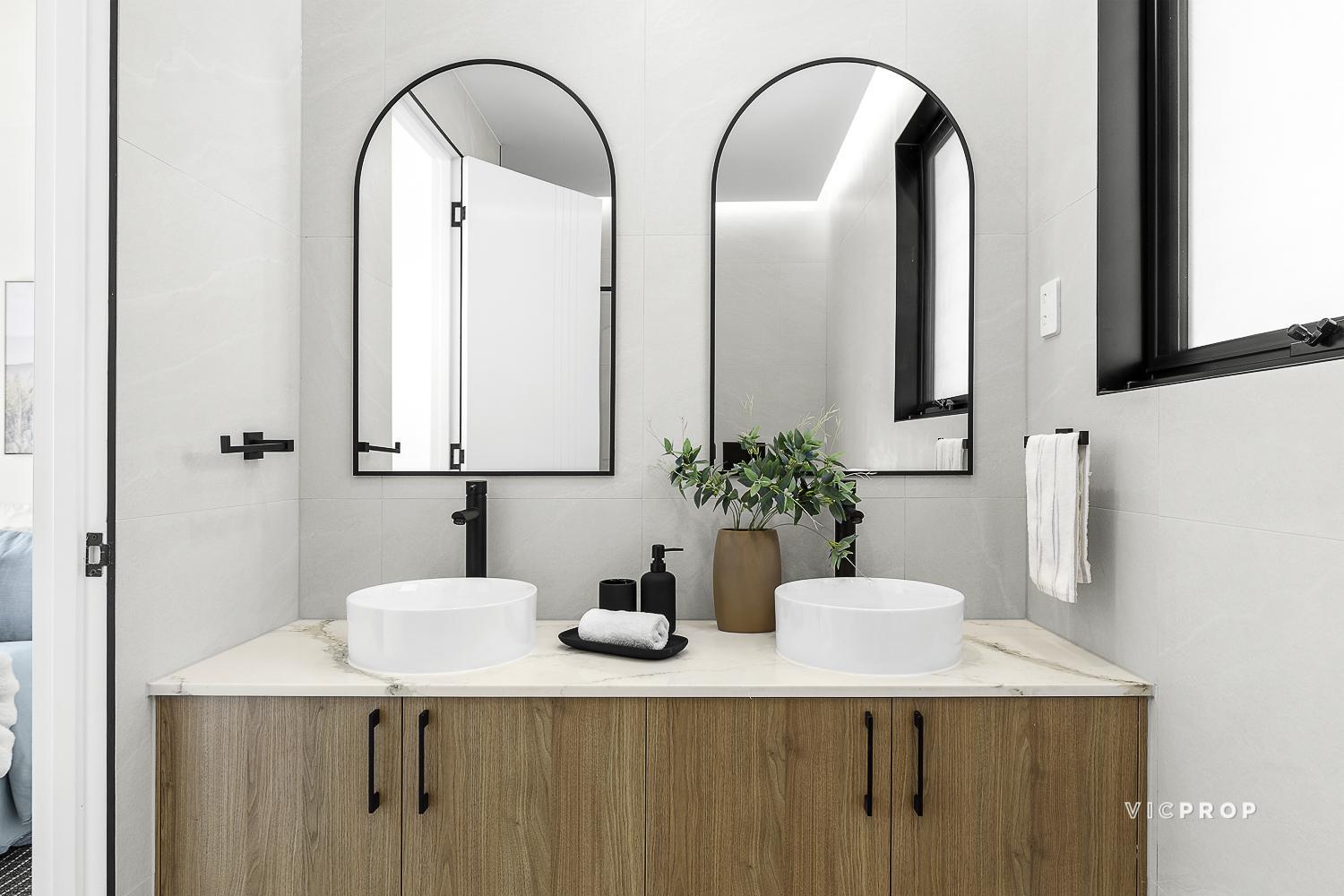 4-bedroom unit at 1/116 Station Street, Burwood, VIC 3125, Whitehorse, Victoria