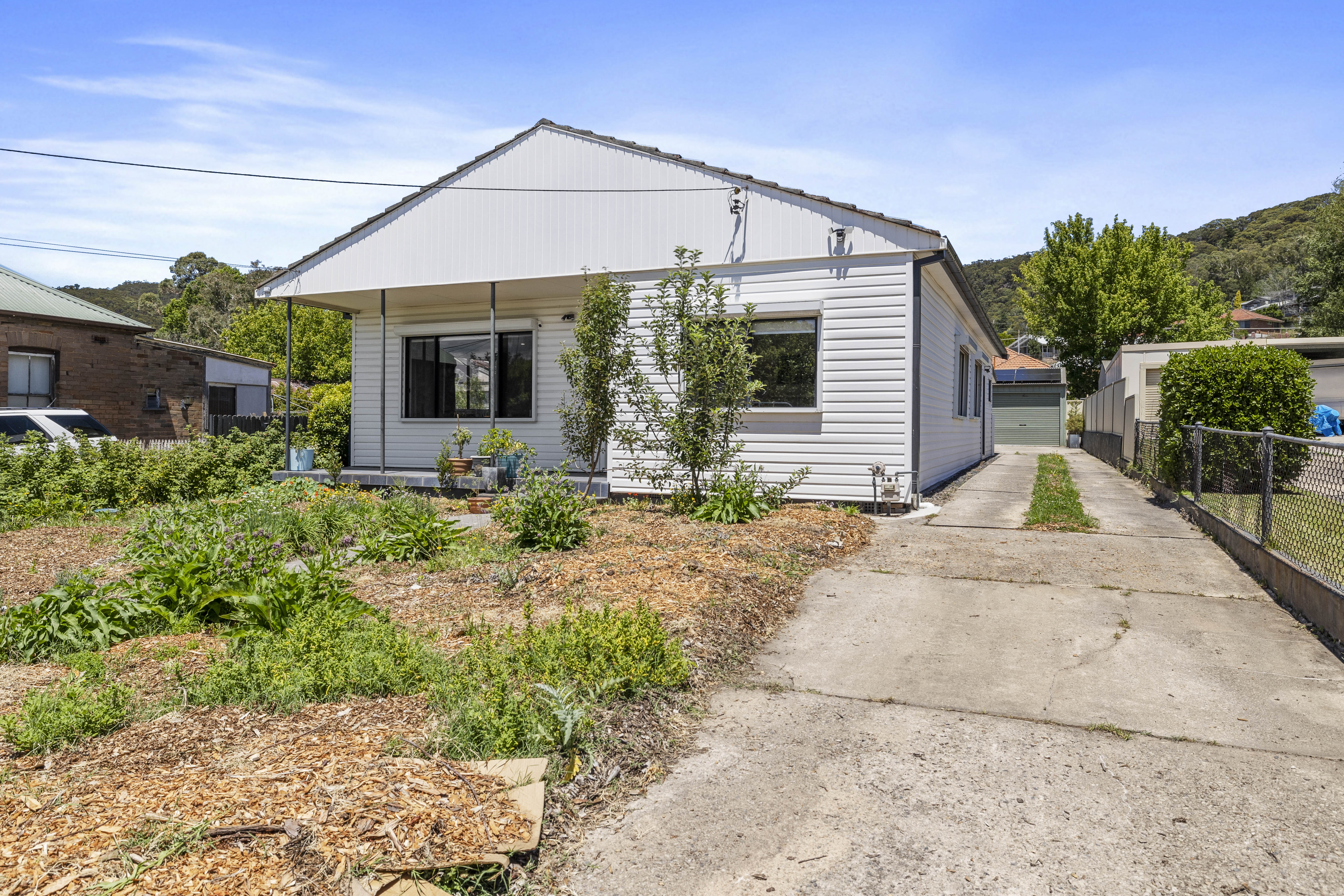 9 METHVEN STREET, Lithgow NSW 2790 - Image 1