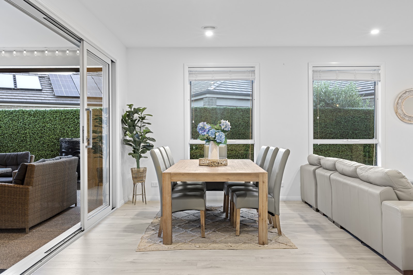 6-bedroom house at 8 Sugarloaf Grove, Werribee, VIC 3030, Wyndham, Victoria