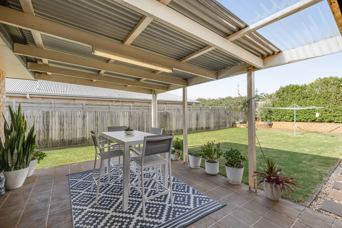 4-bedroom house at 14 Shelton Crescent, Kearneys Spring, QLD 4350, Toowoomba, Queensland