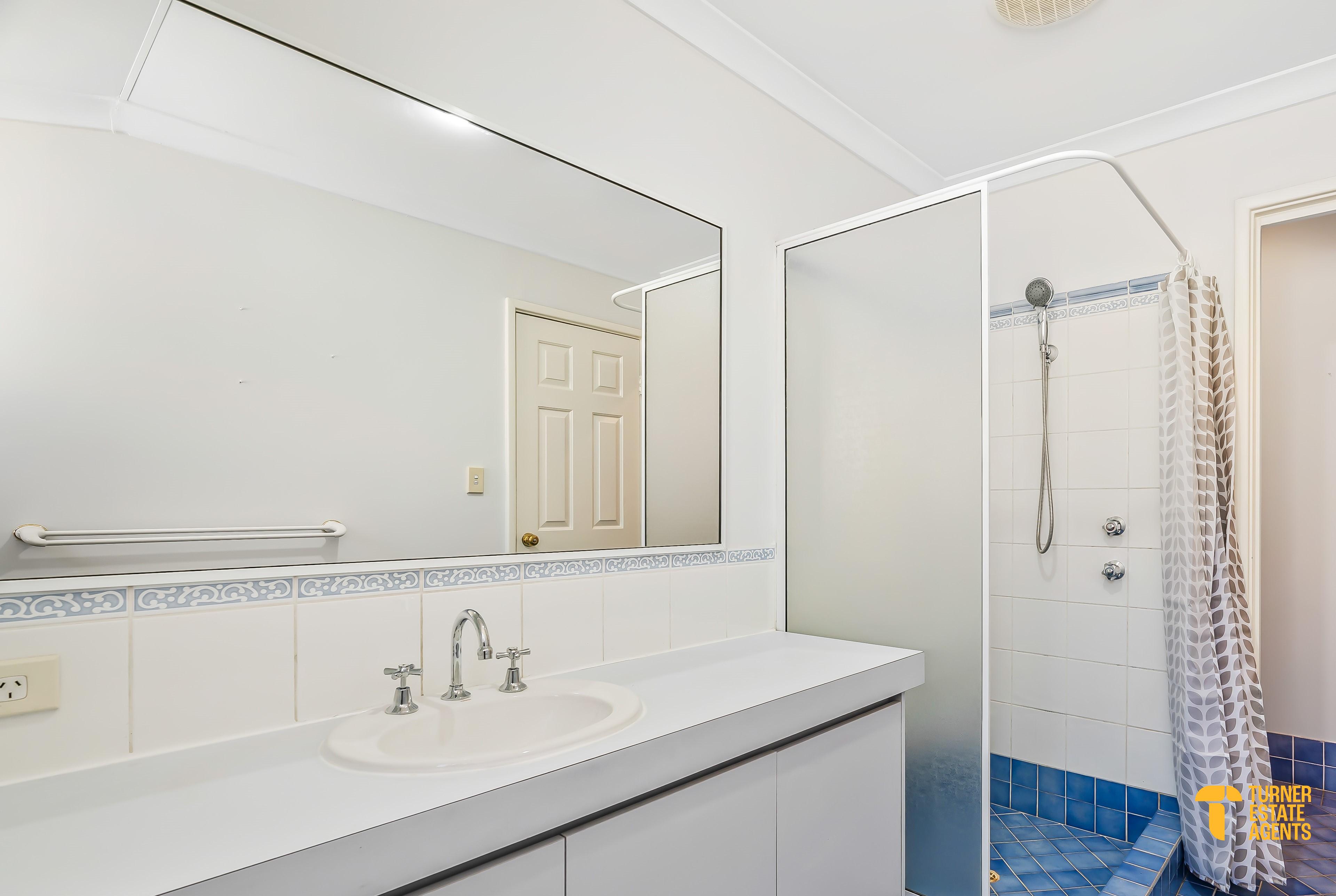 5-bedroom house at 18 LAKEHURST WAY, Atwell WA 6164, Cockburn, Western Australia