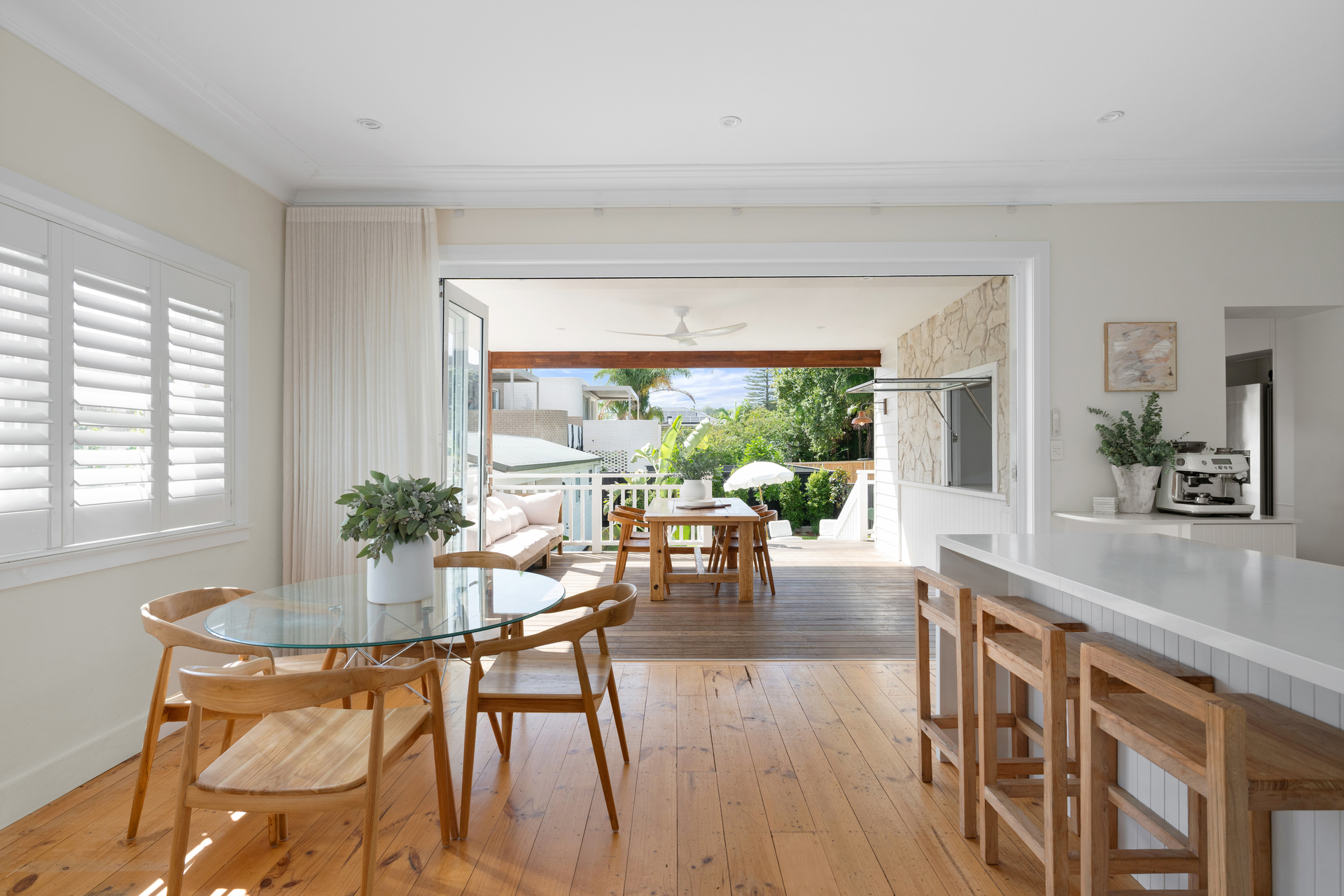 6 WARATAH STREET, Freshwater NSW 2096 - Image 1