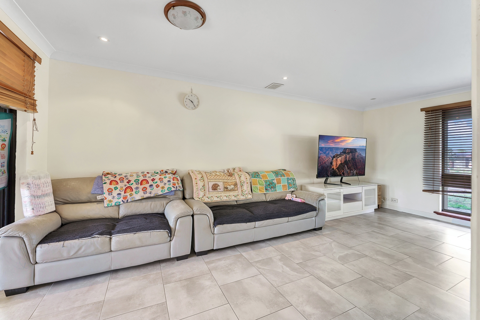 10 Beete Place, Beechboro, WA 6063 - Image 8