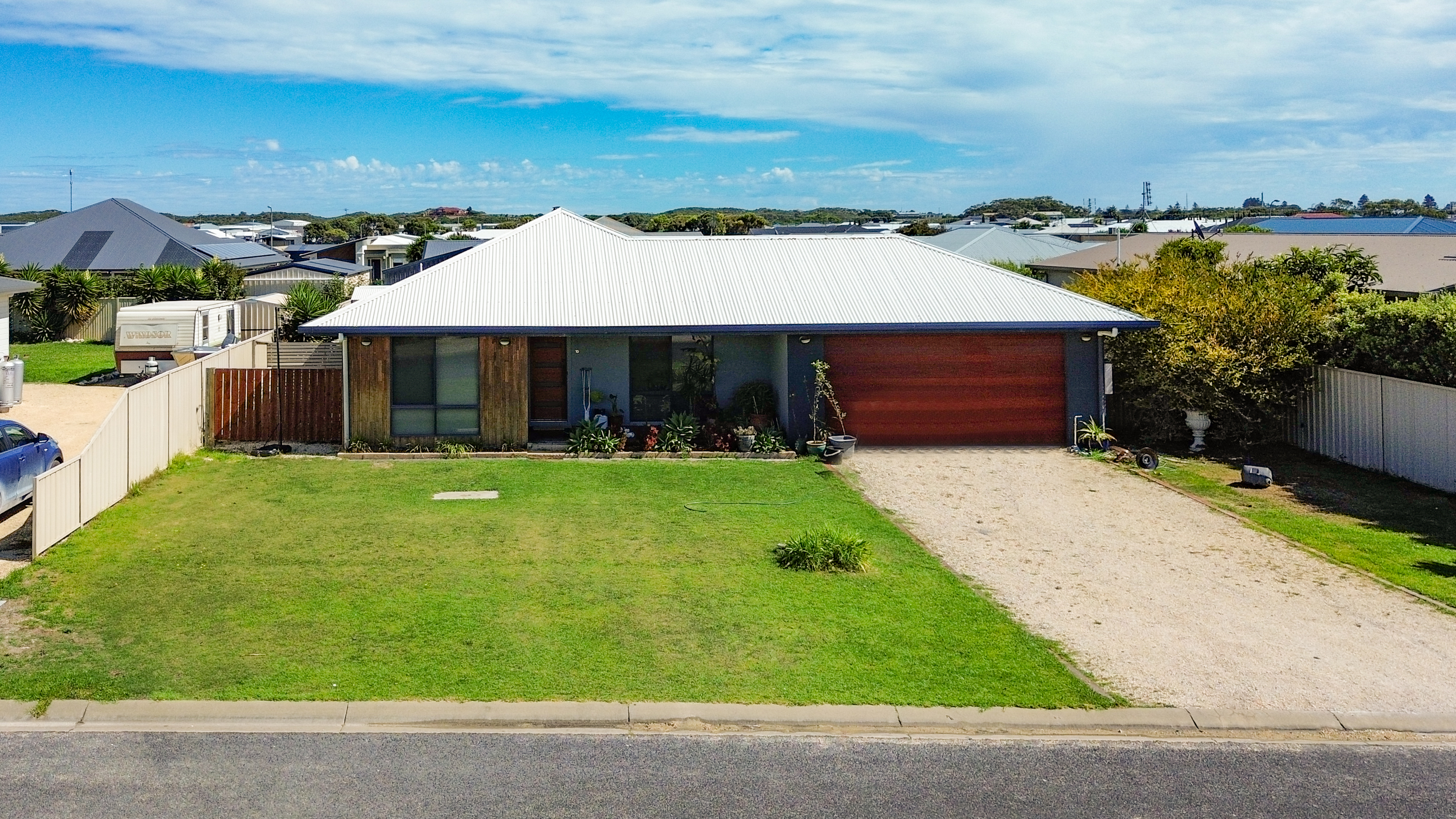 10 Charles Bonney Drive, Robe, SA 5276 - Image 1