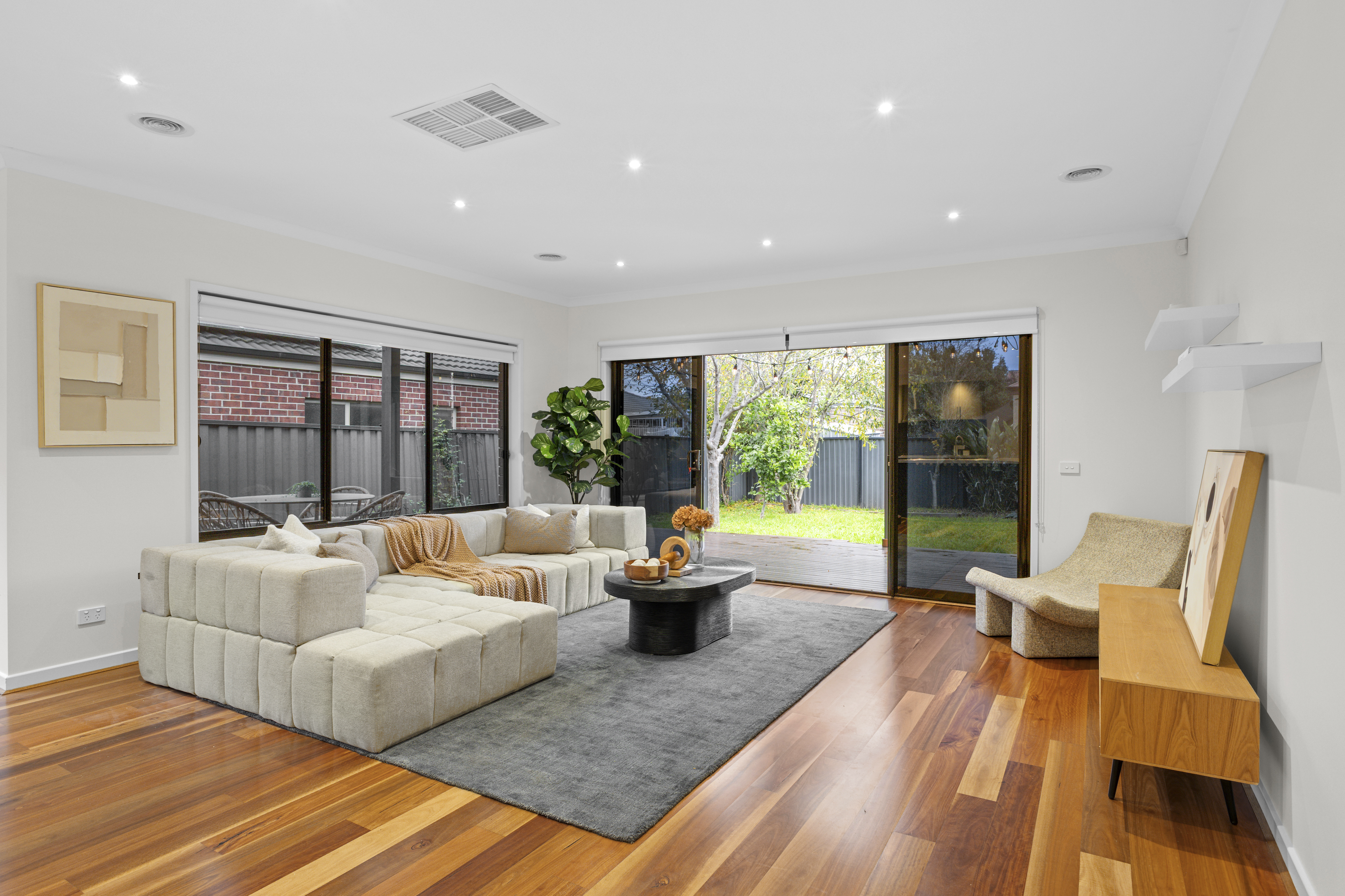 3-bedroom house at 35 THORNGROVE AVENUE, Craigieburn VIC 3064, Hume, Victoria