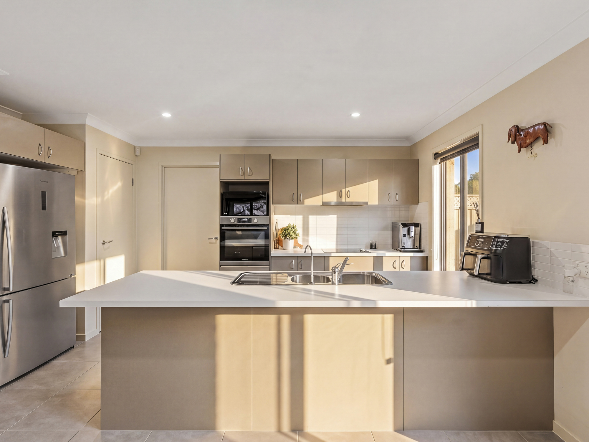 2/1 Tooma Place, Pacific Pines, Qld, 4211 - Image 3