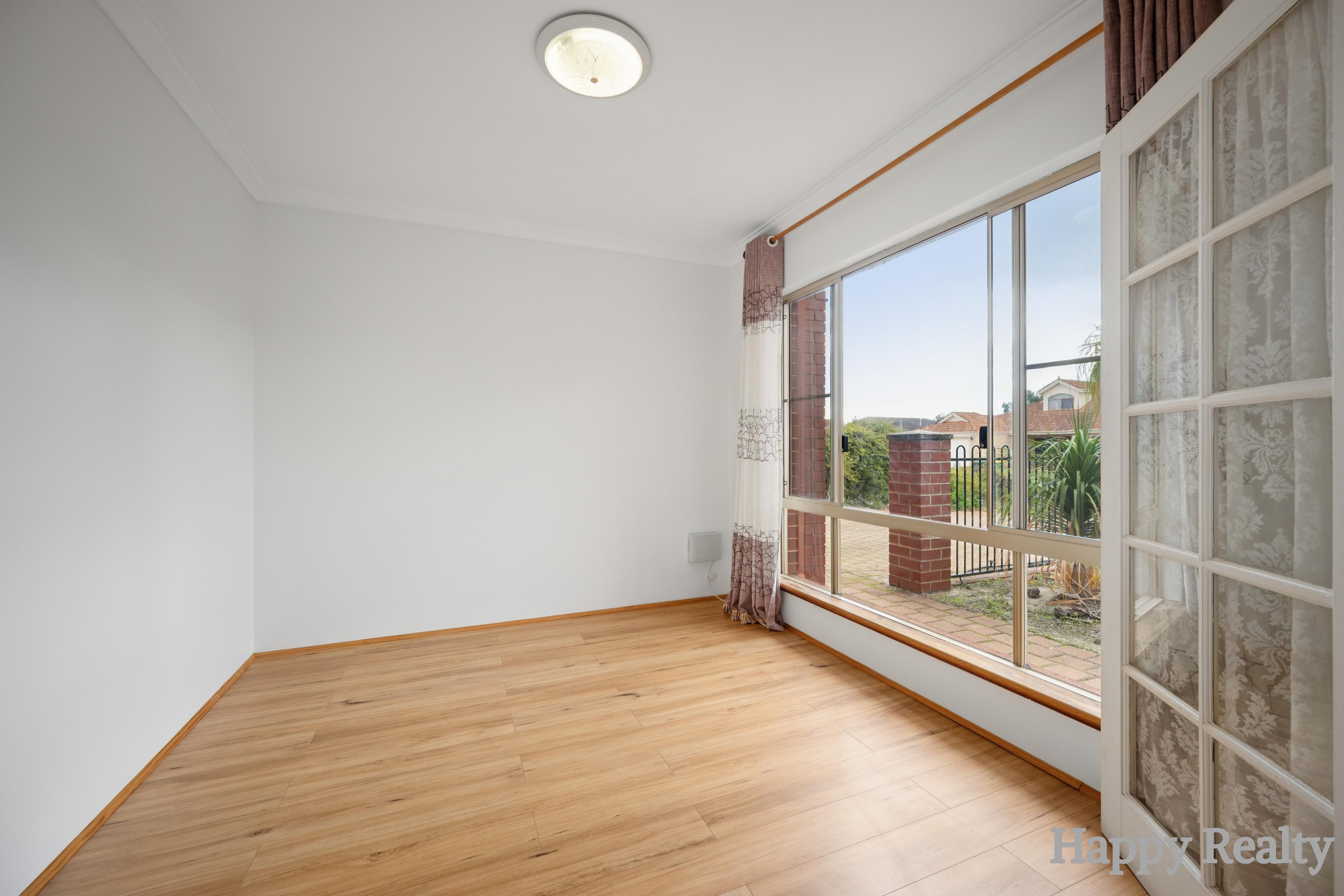 83 Waratah Boulevard, Canning Vale, WA 6155 - Image 5