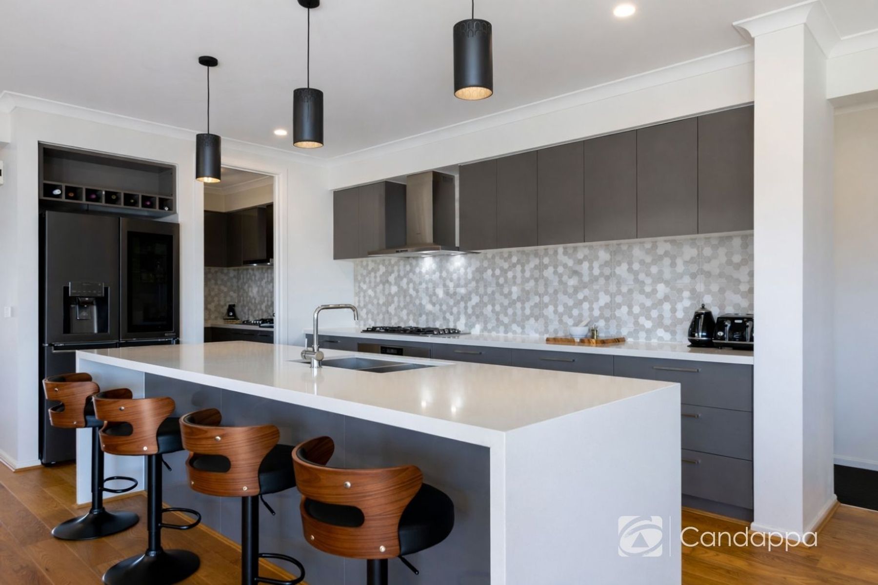 19 Wattleglade Avenue, Warragul, VIC 3820 - Image 5