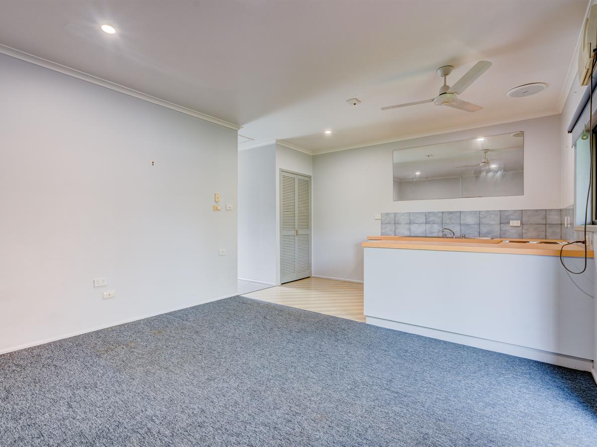 1-bedroom unit at GERALDTON GARDENS 19 1-3 BERGIN ROAD, INNISFAIL ESTATE QLD 4860, Cassowary Coast, Queensland