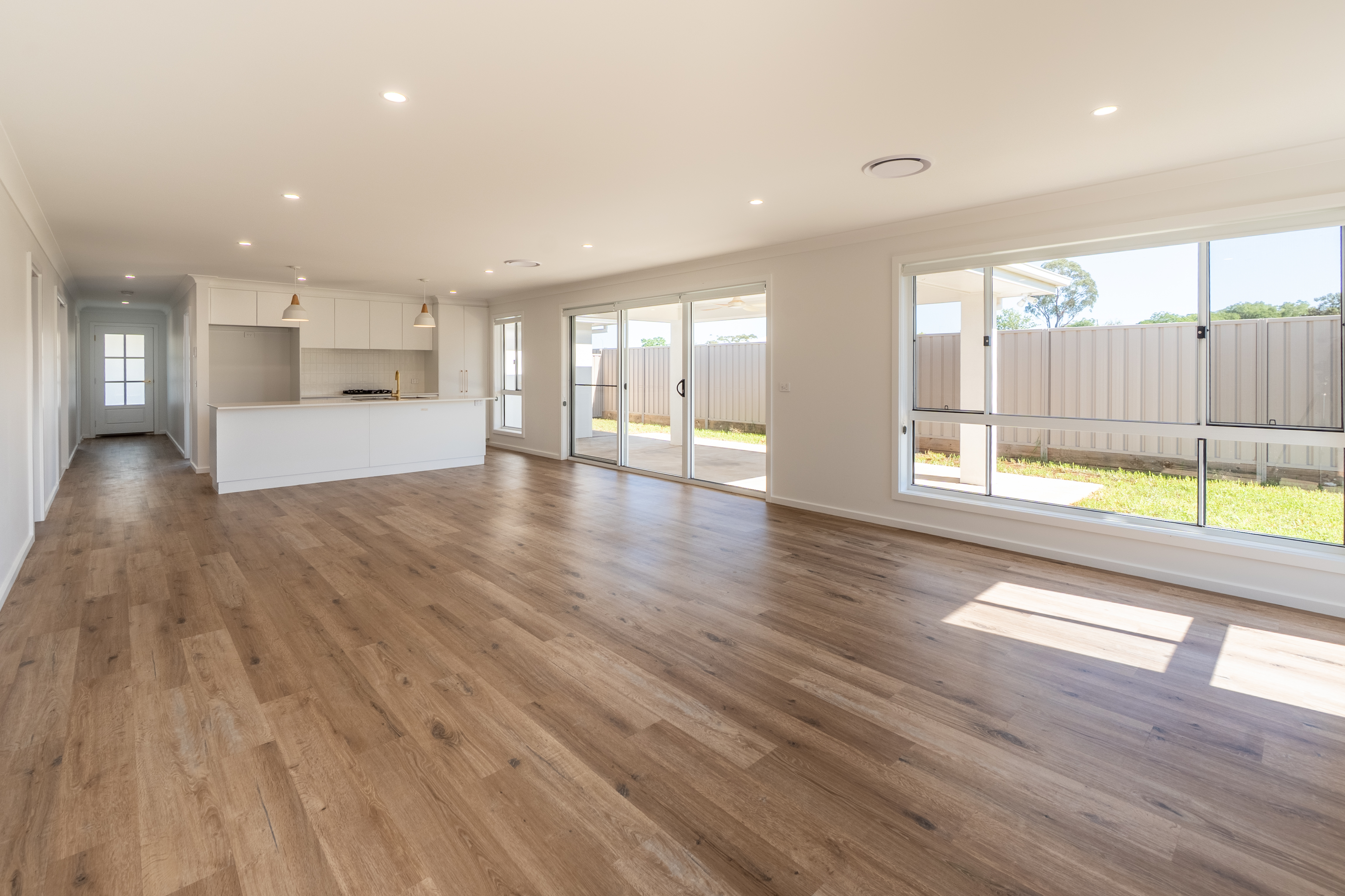 3-bedroom house at Unit A/21 Kingdon Drive, Coolamon, Nsw, 2701, Coolamon, New South Wales