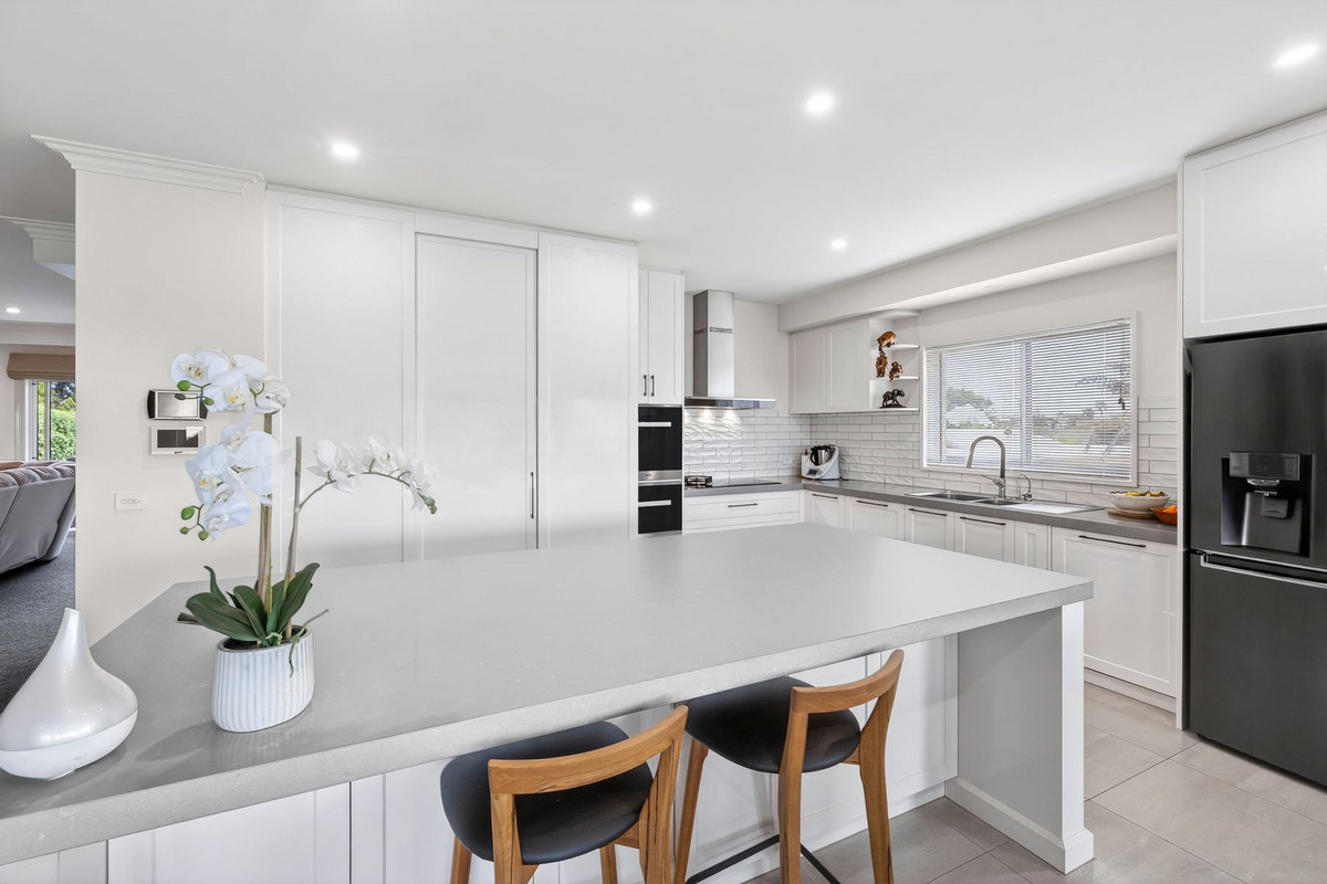 207 The Esplanade, Torquay, Vic, 3228 - Image 4