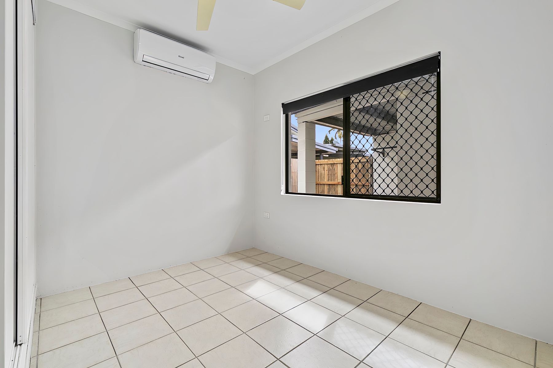 2-bedroom unit at 1 1 SEARY CLOSE, WHITFIELD QLD 4870, Cairns, Queensland