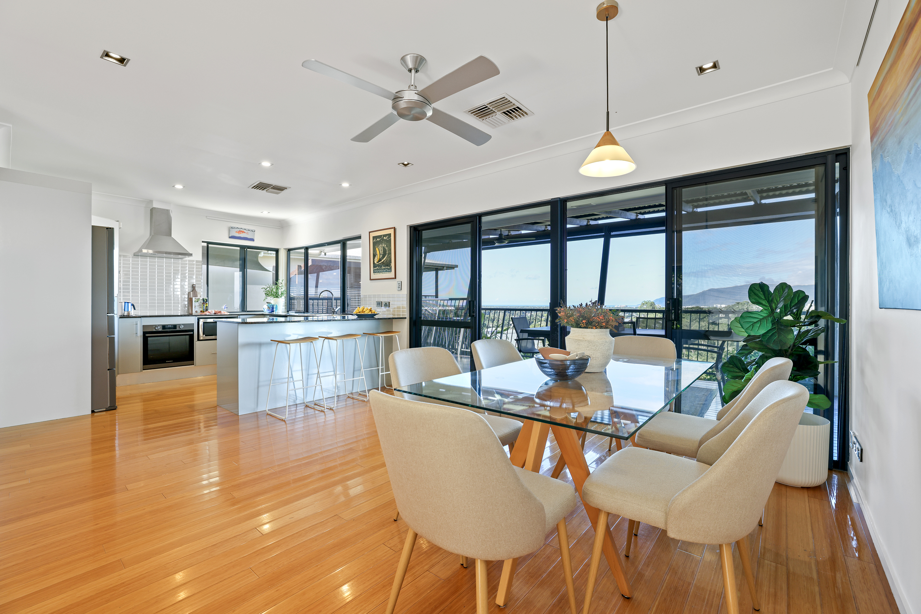 3 HAYLES CLOSE, Mooroobool QLD 4870 - Image 6