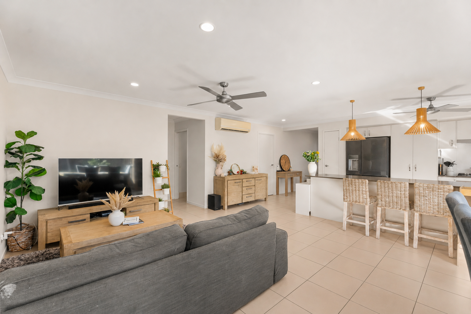 16 BLAXLAND ROAD, Urraween QLD 4655 - Image 6