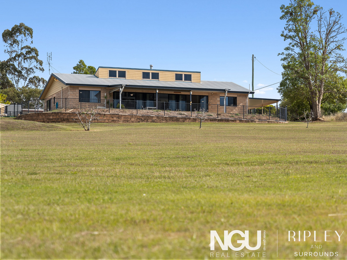 3-bedroom house at 153 Lakes Drive, Laidley Heights, QLD 4341, Lockyer Valley, Queensland